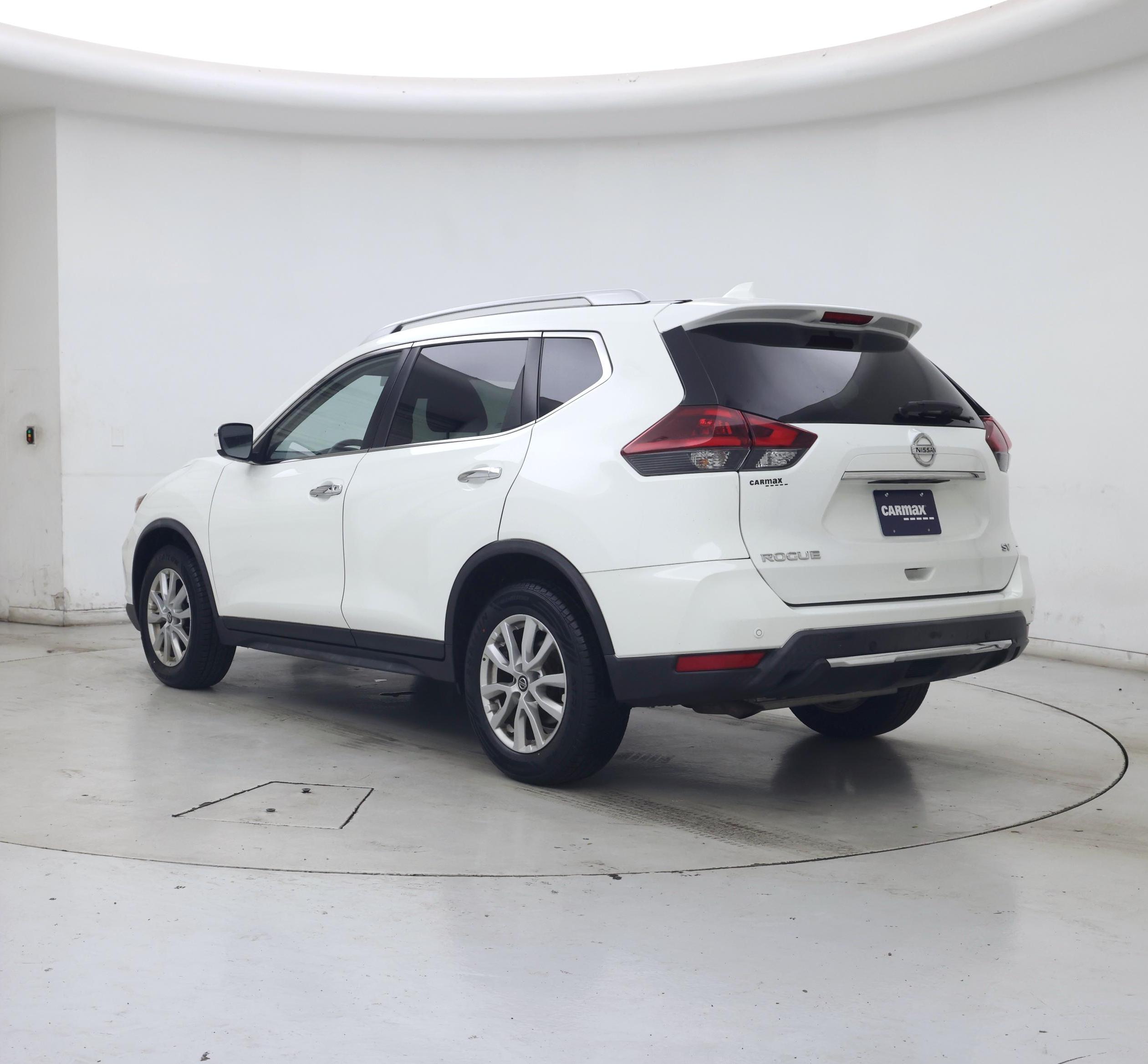 Thumbnail: 2019 Nissan Rogue - 2