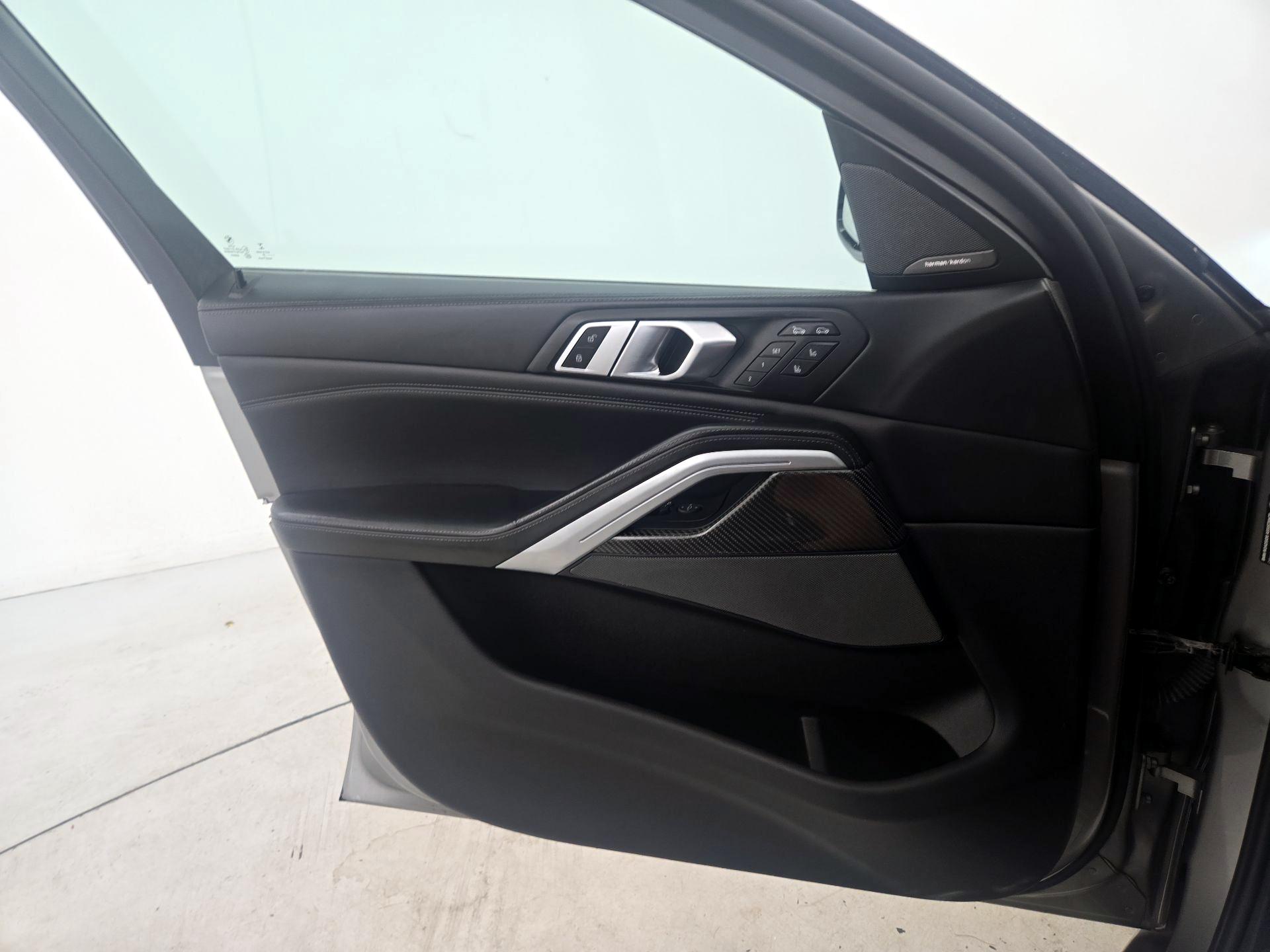 Thumbnail: 2020 BMW X6 - 12