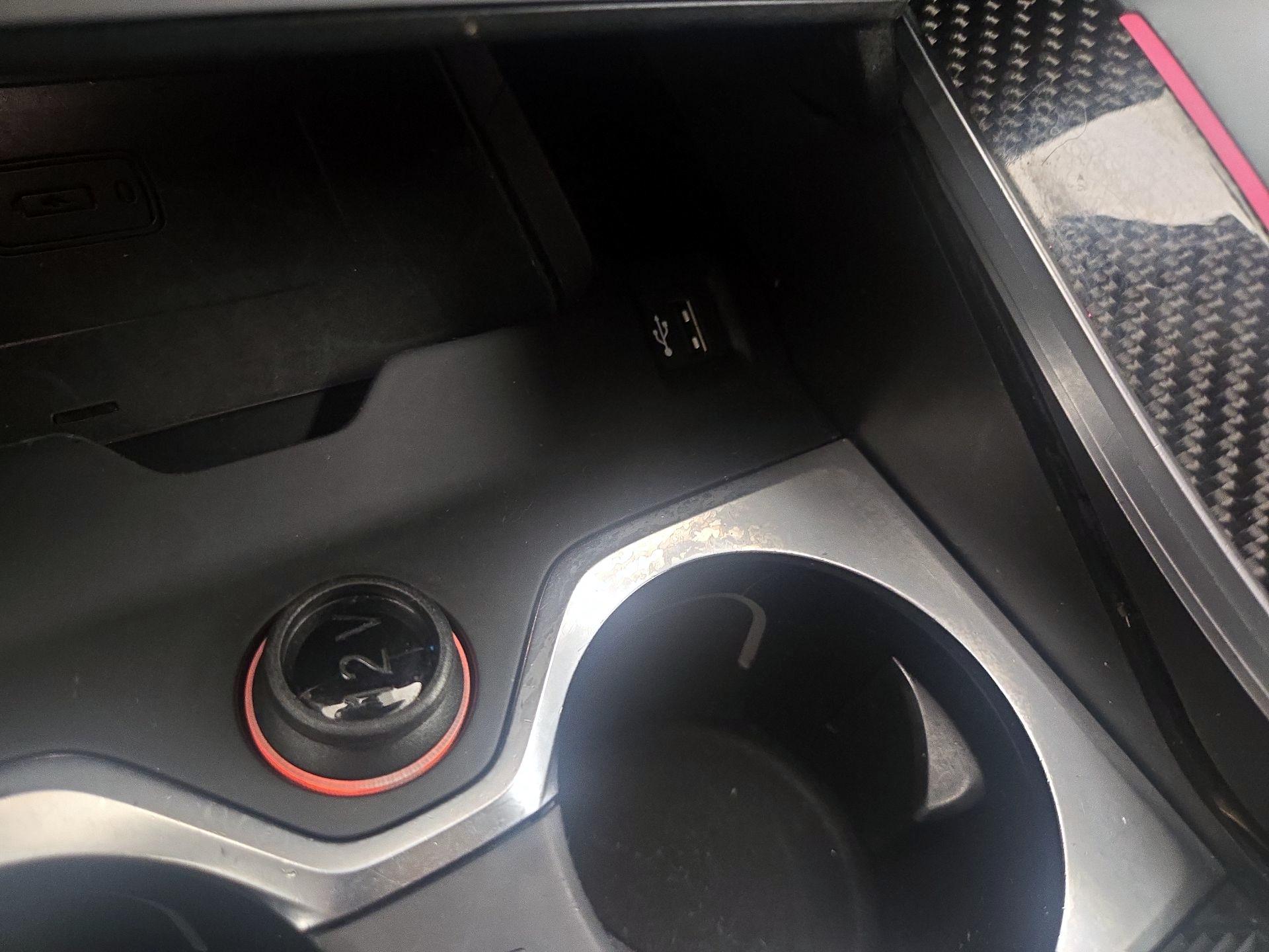 Thumbnail: 2020 BMW X6 - 19