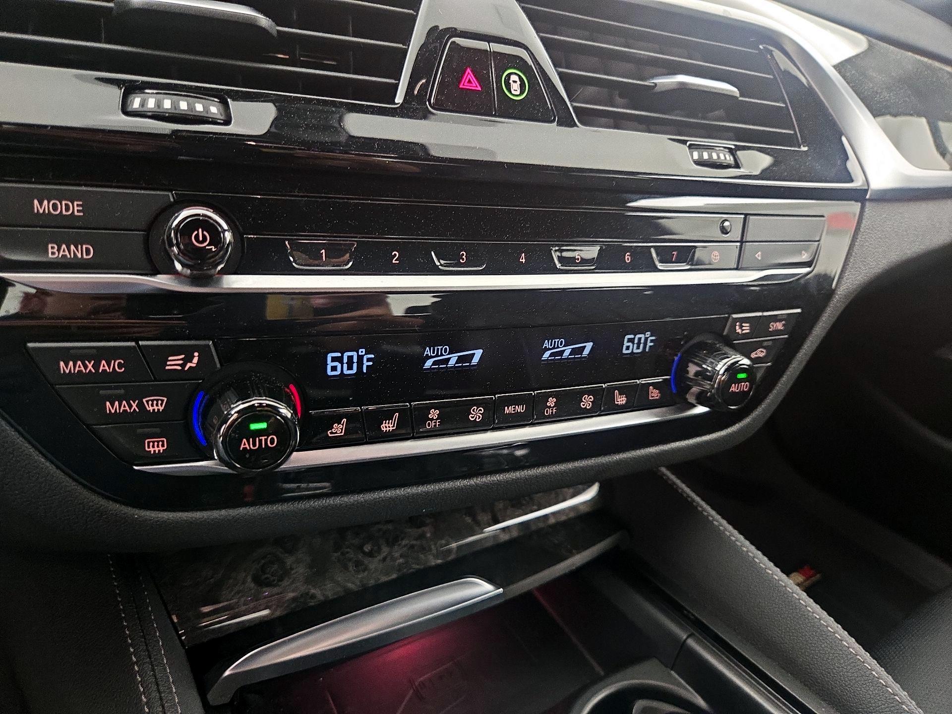 Thumbnail: 2020 BMW 5 Series - 17