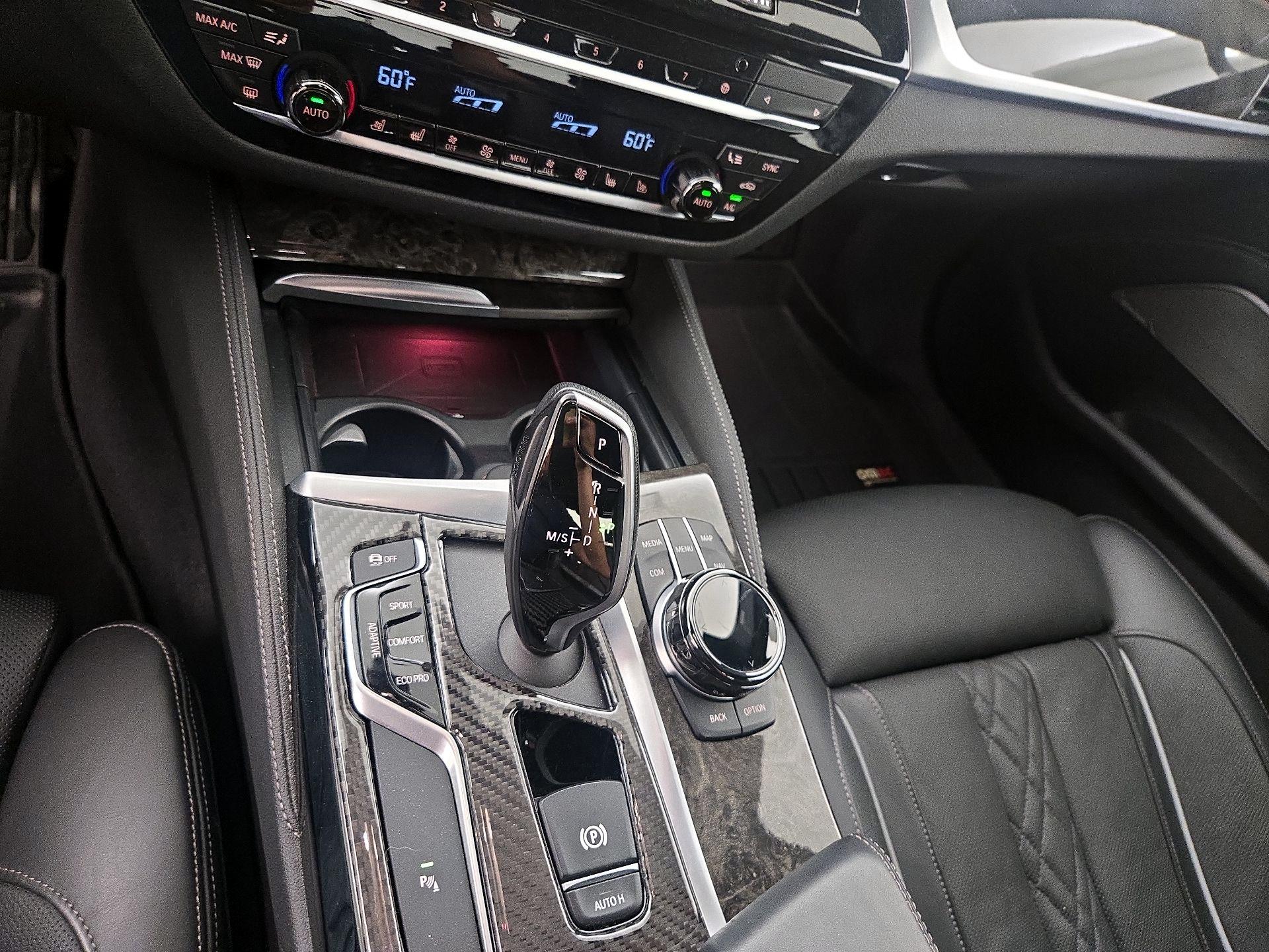 Thumbnail: 2020 BMW 5 Series - 18