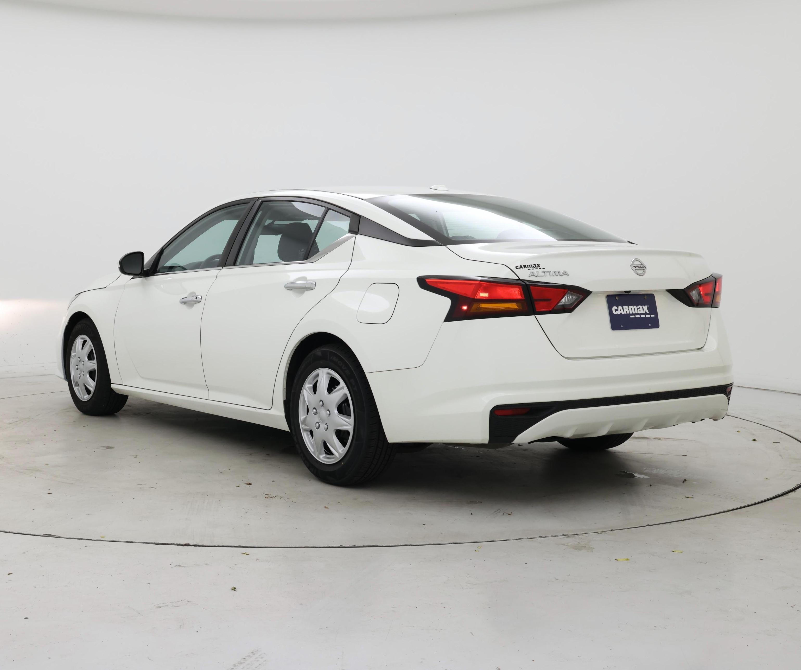 Thumbnail: 2020 Nissan Altima - 2