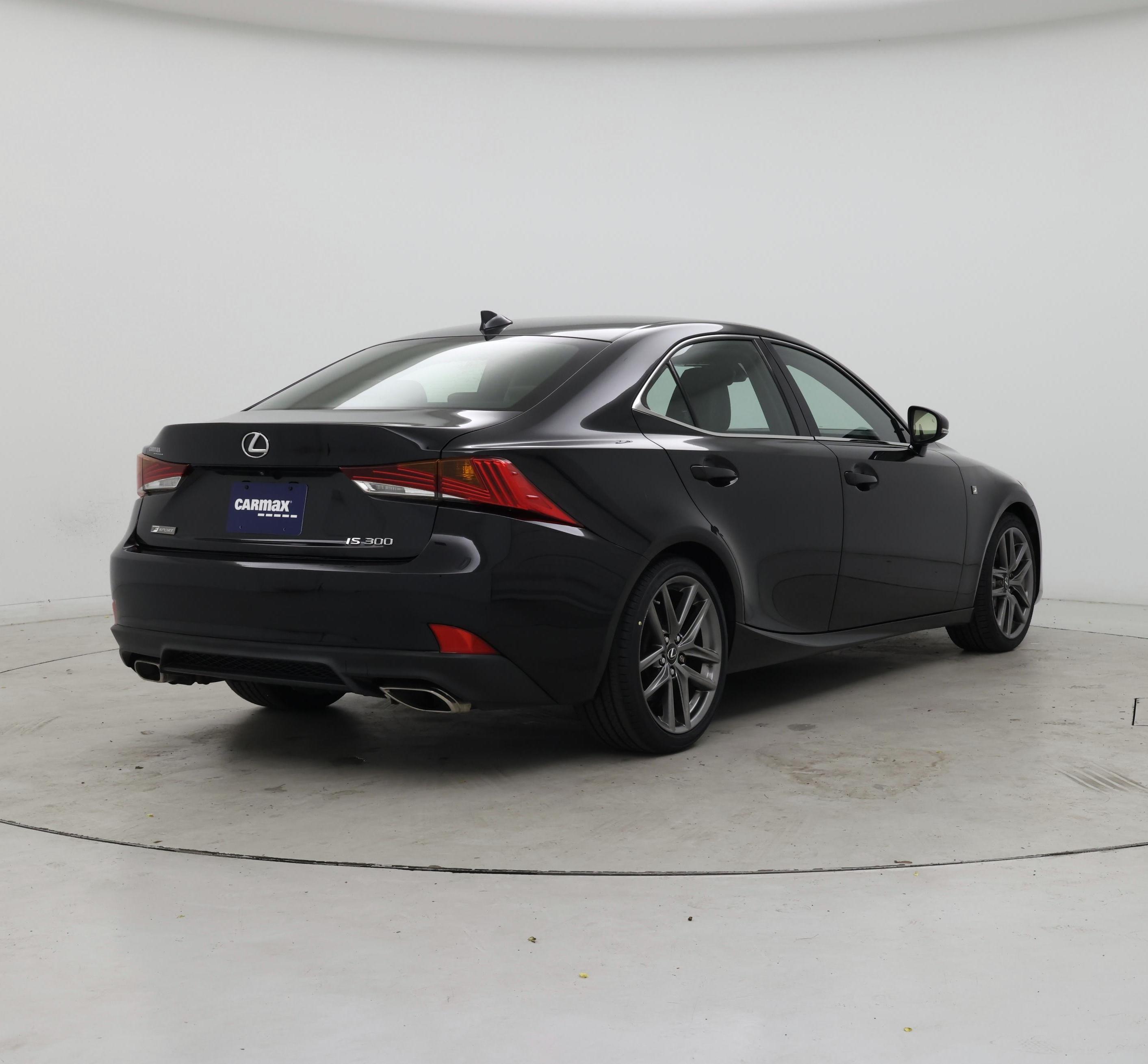 Thumbnail: 2018 Lexus IS - 8