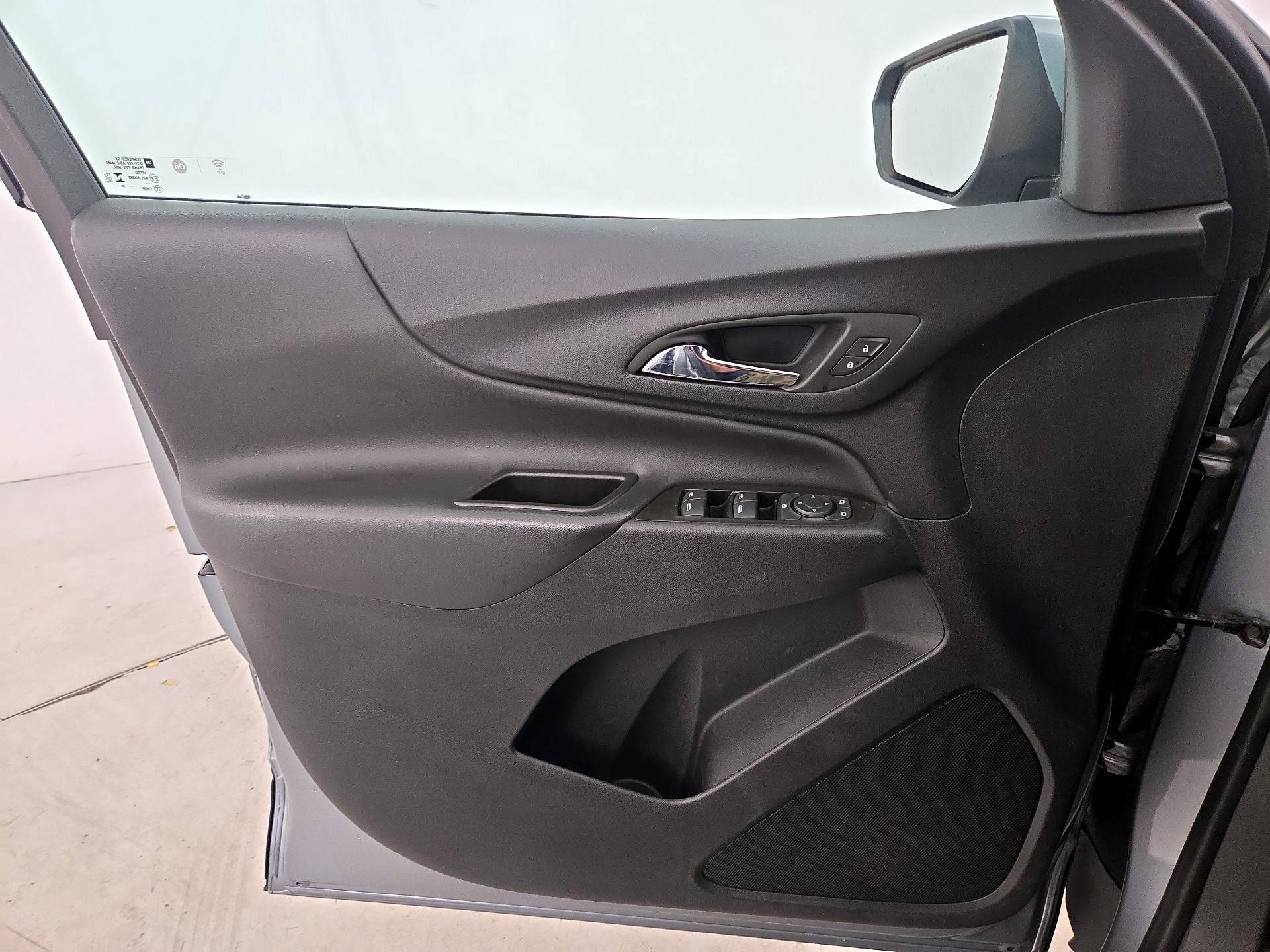 Thumbnail: 2023 Chevrolet Equinox - 12
