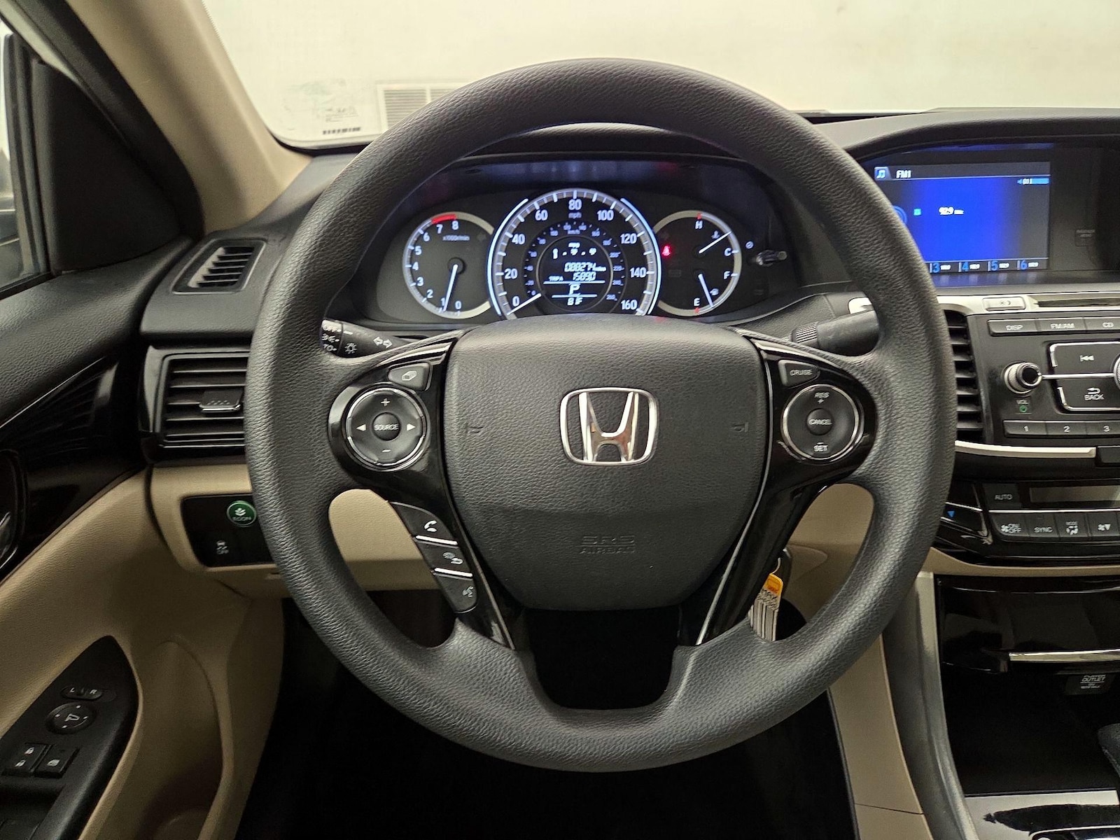 2017 Honda Accord LX - Photo 11