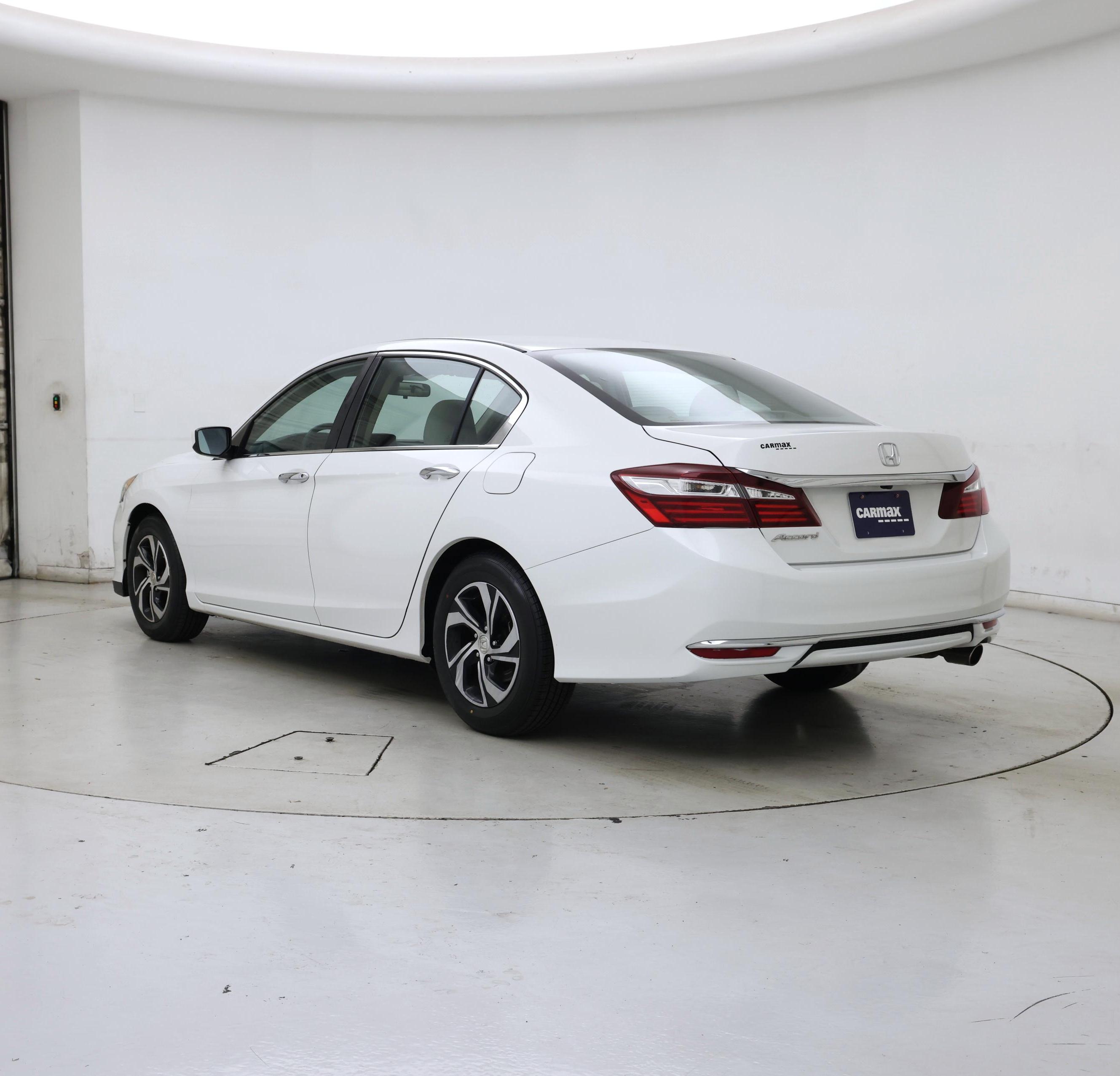 Thumbnail: 2017 Honda Accord - 2