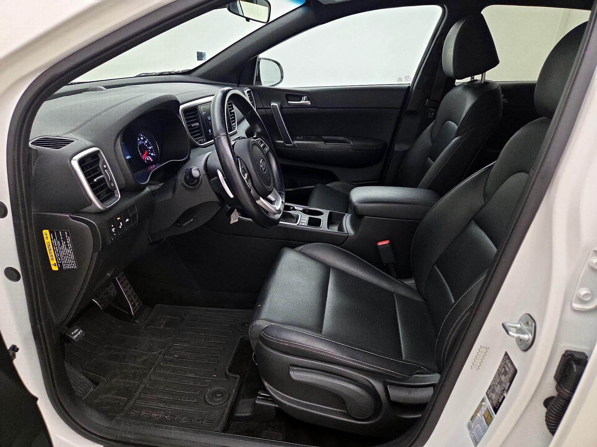 Thumbnail: 2020 Kia Sportage - 11