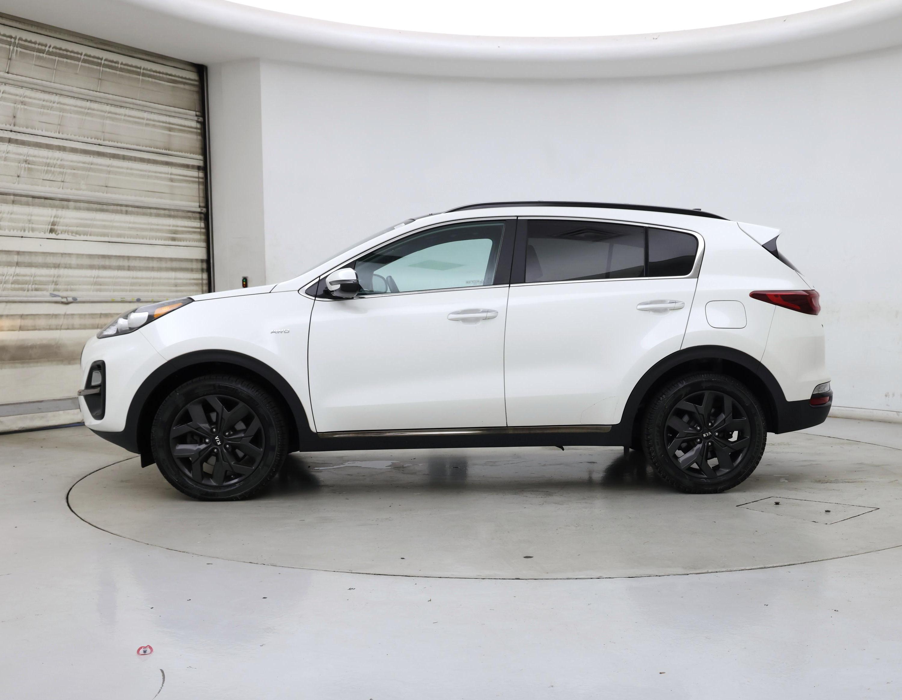 Thumbnail: 2020 Kia Sportage - 3