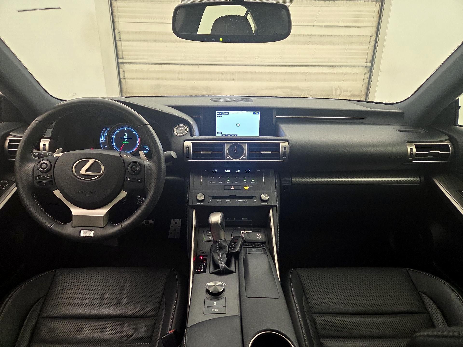Thumbnail: 2015 Lexus IS - 9