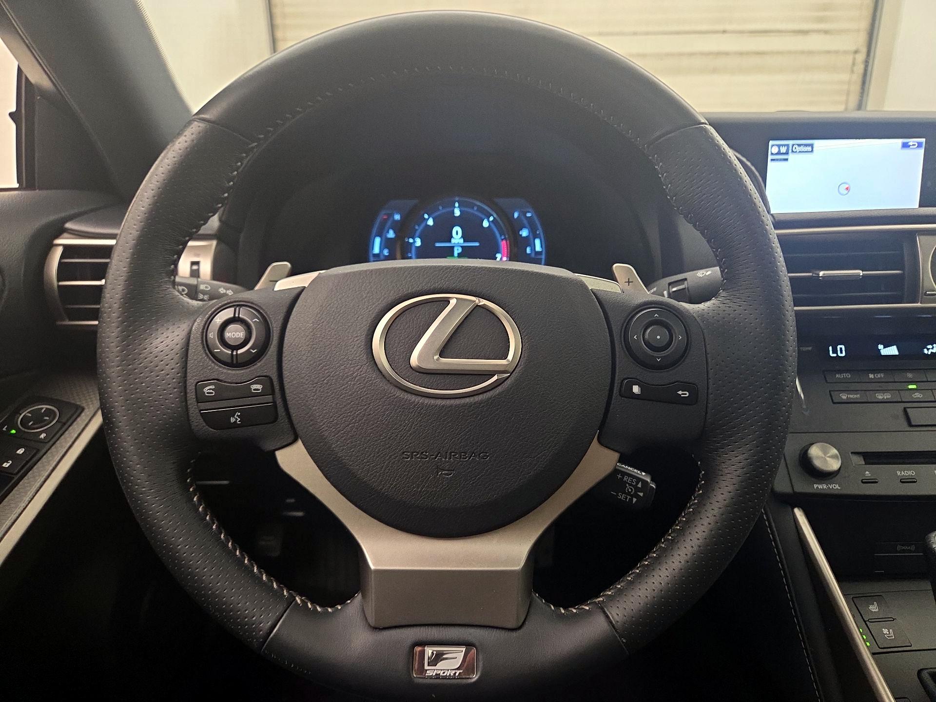 Thumbnail: 2015 Lexus IS - 10