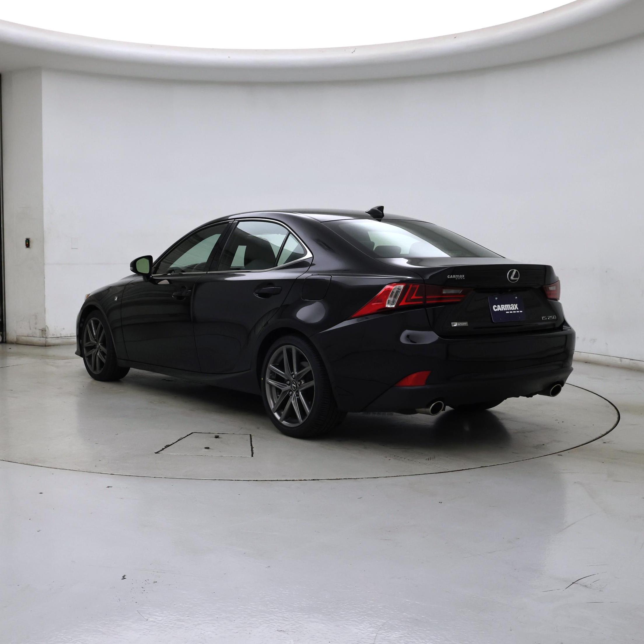 Thumbnail: 2015 Lexus IS - 2
