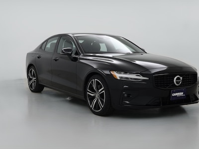 2022 Volvo S60 B5 R-Design