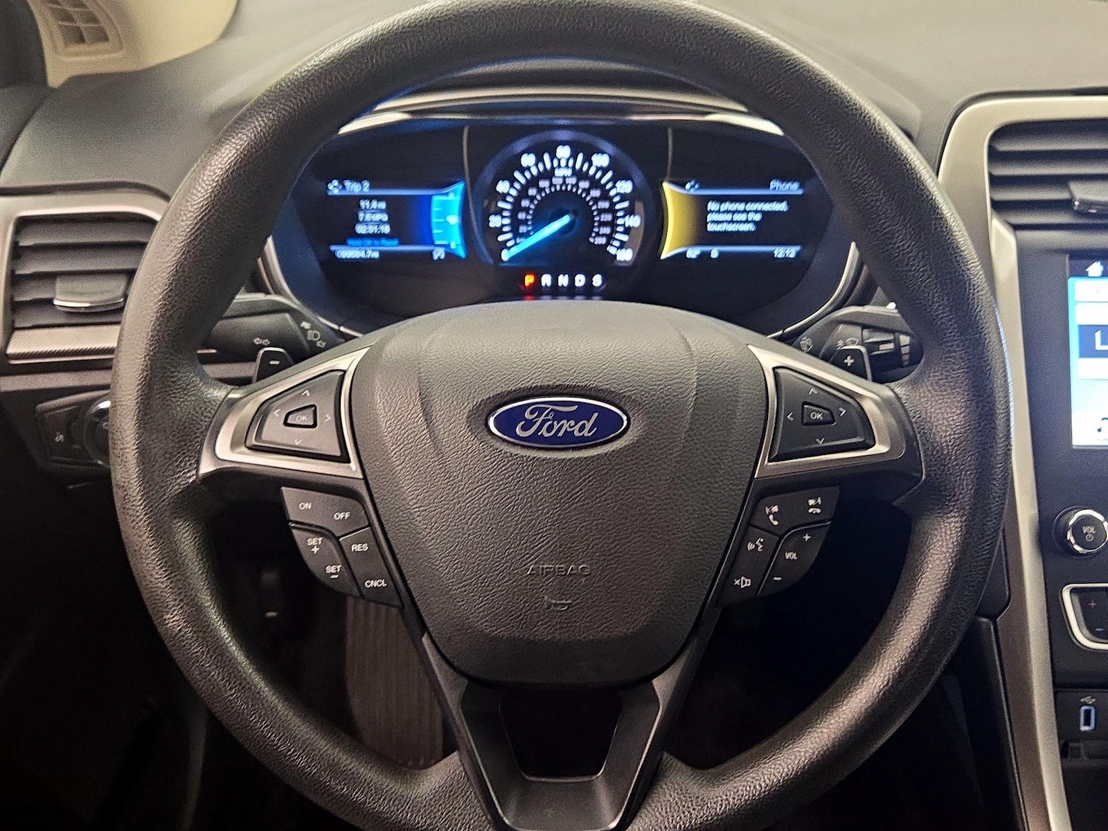 2017 Ford Fusion SE - Photo 11