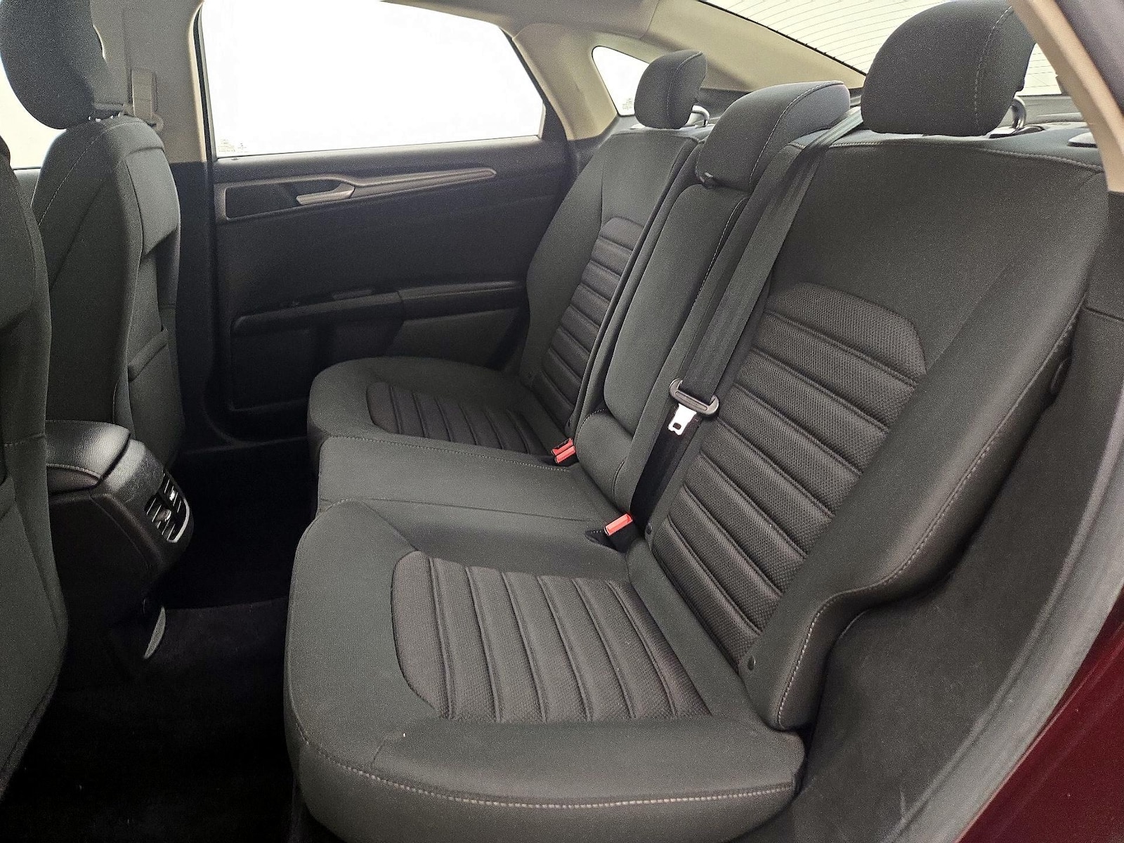 2017 Ford Fusion SE - Photo 20