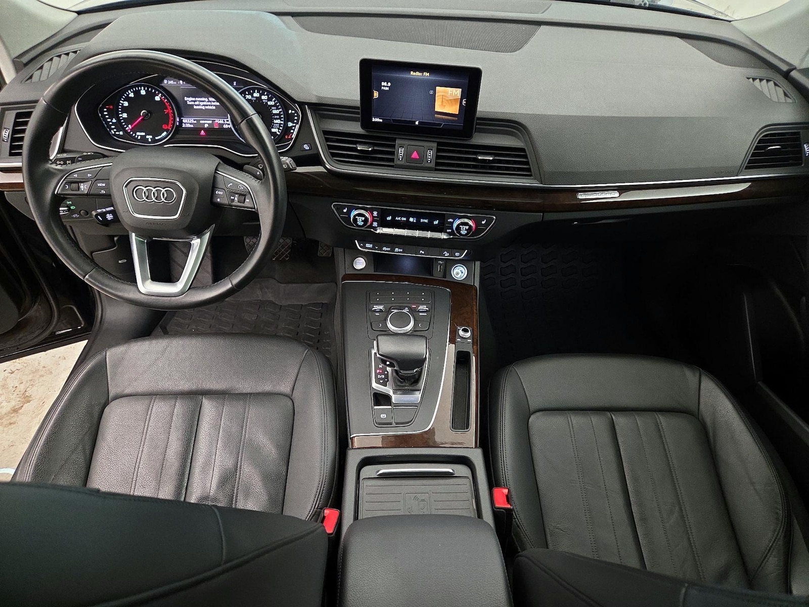 Apple CarPlay® & Android Auto™