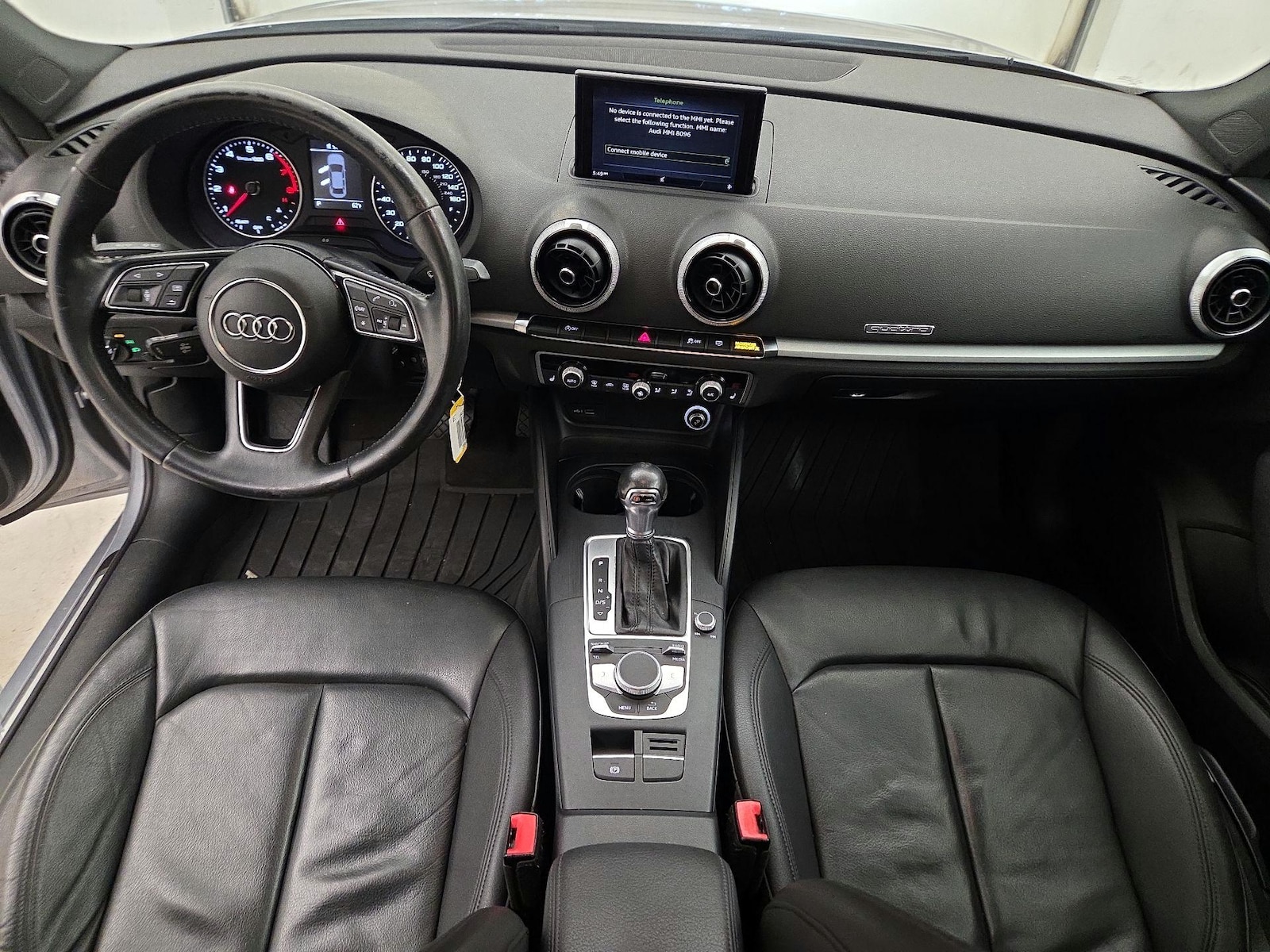 Apple CarPlay® & Android Auto™