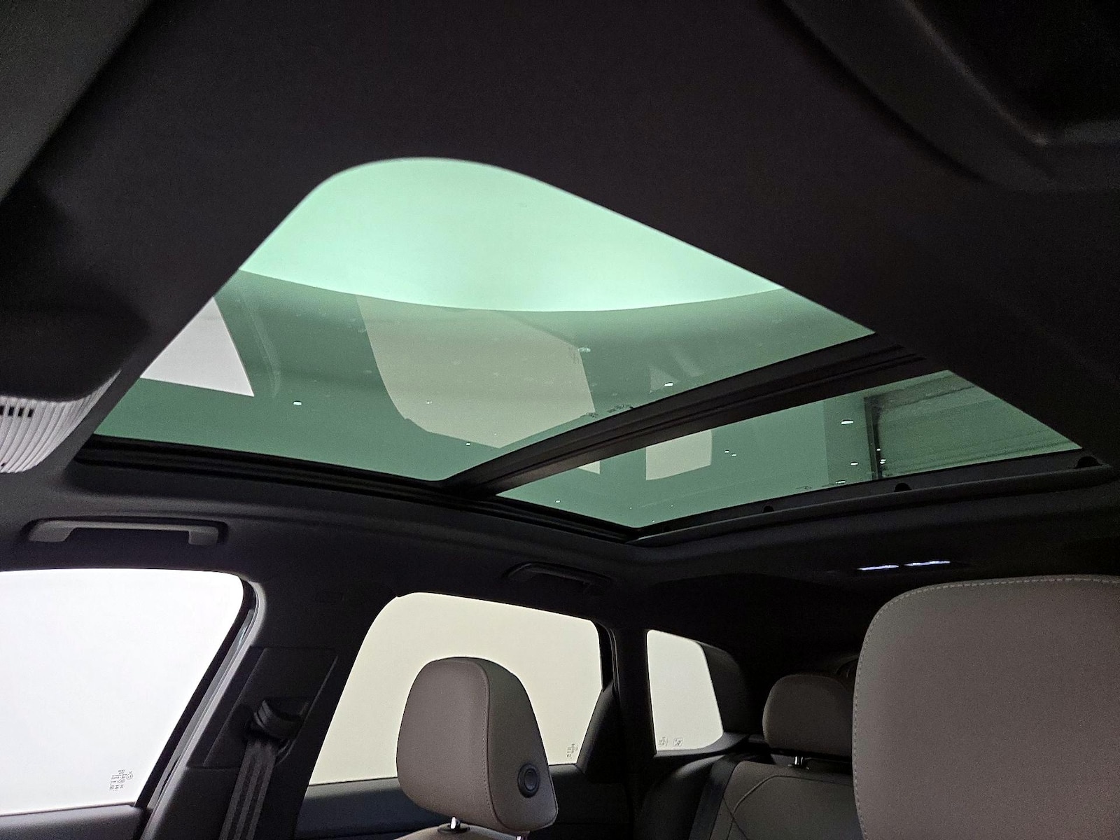 Panoramic Sunroof
