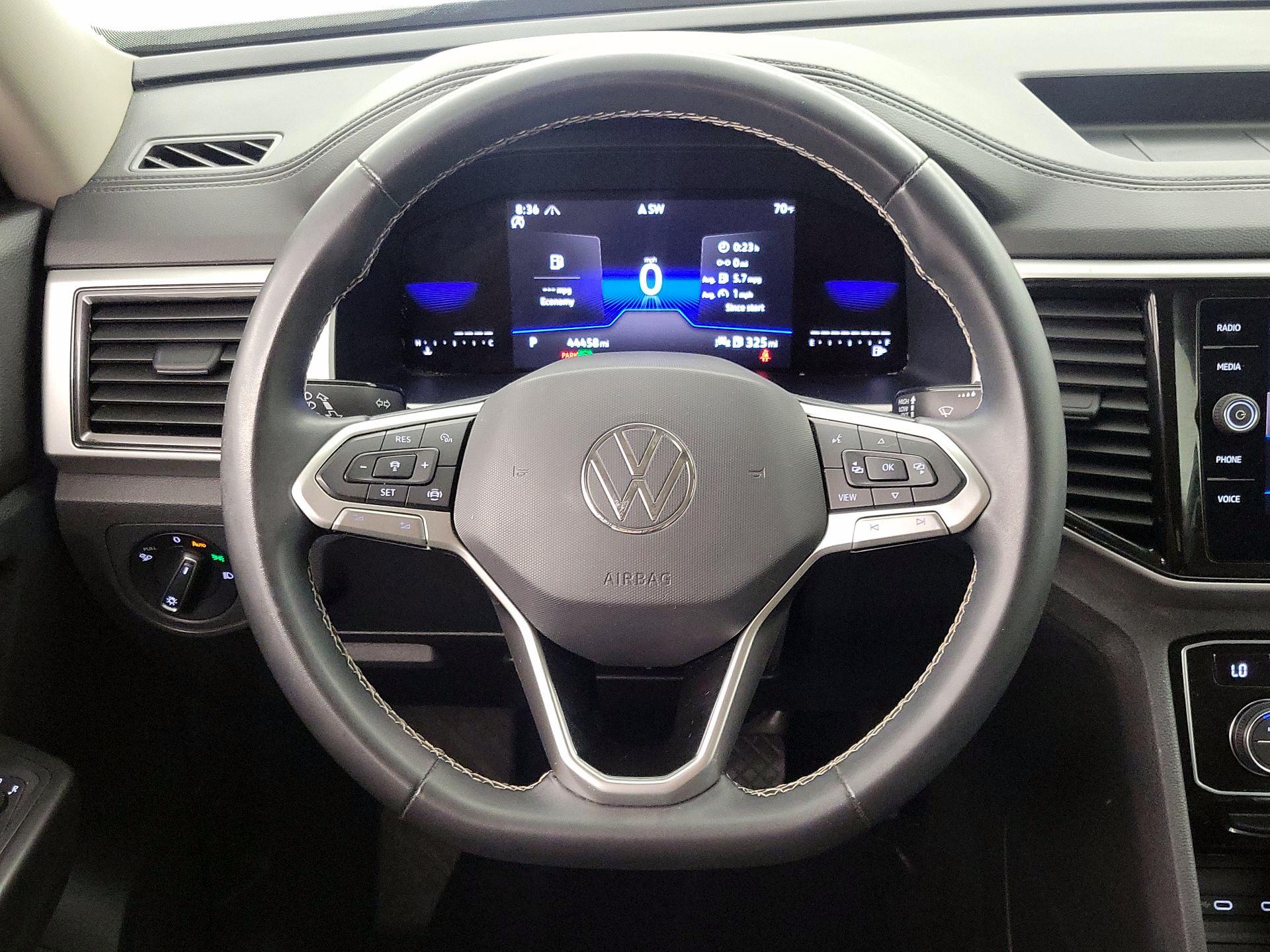 Thumbnail: 2022 Volkswagen Atlas - 10