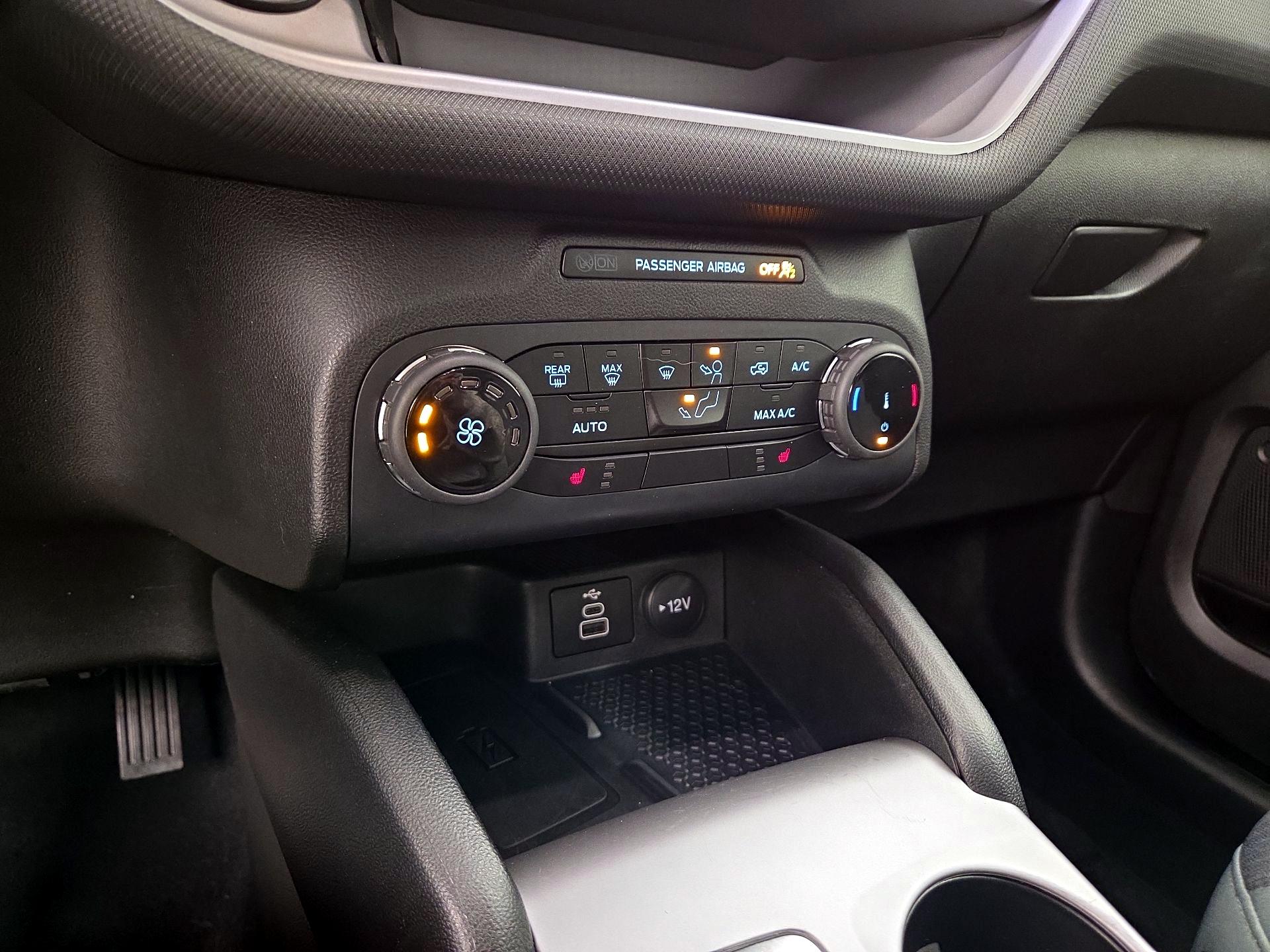 Thumbnail: 2023 Ford Bronco Sport - 16