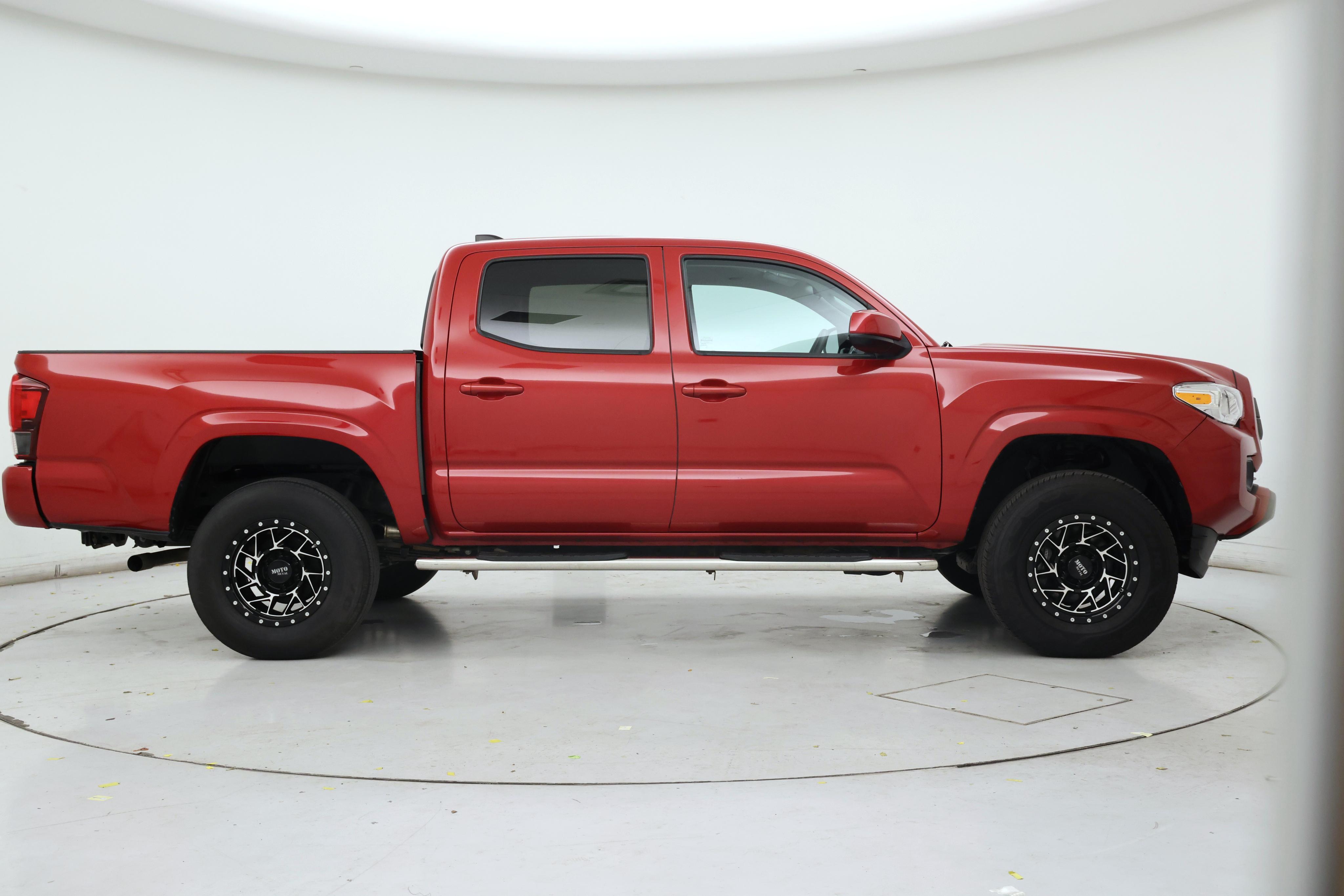 Thumbnail: 2023 Toyota Tacoma - 7