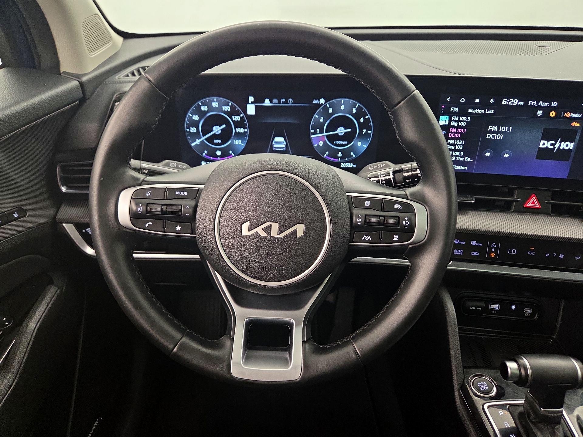 Thumbnail: 2023 Kia Sportage - 10