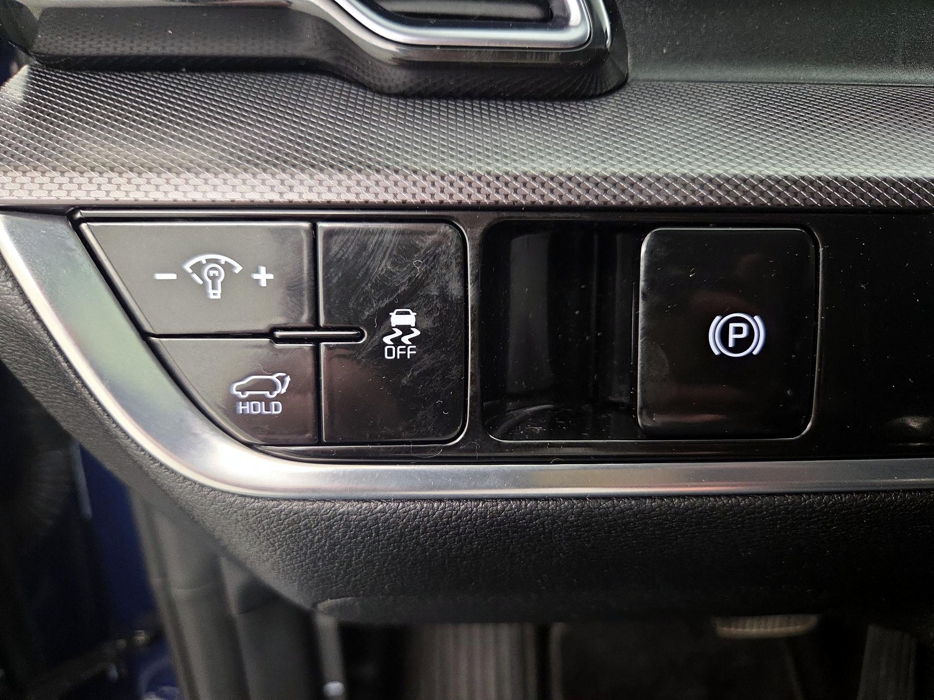 Thumbnail: 2023 Kia Sportage - 13