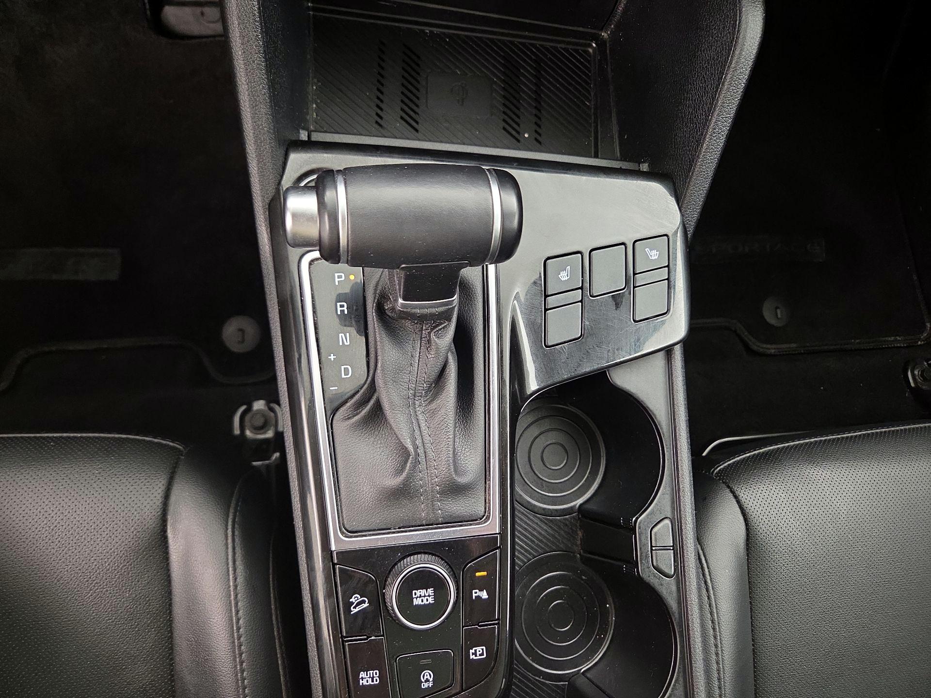 Thumbnail: 2023 Kia Sportage - 17