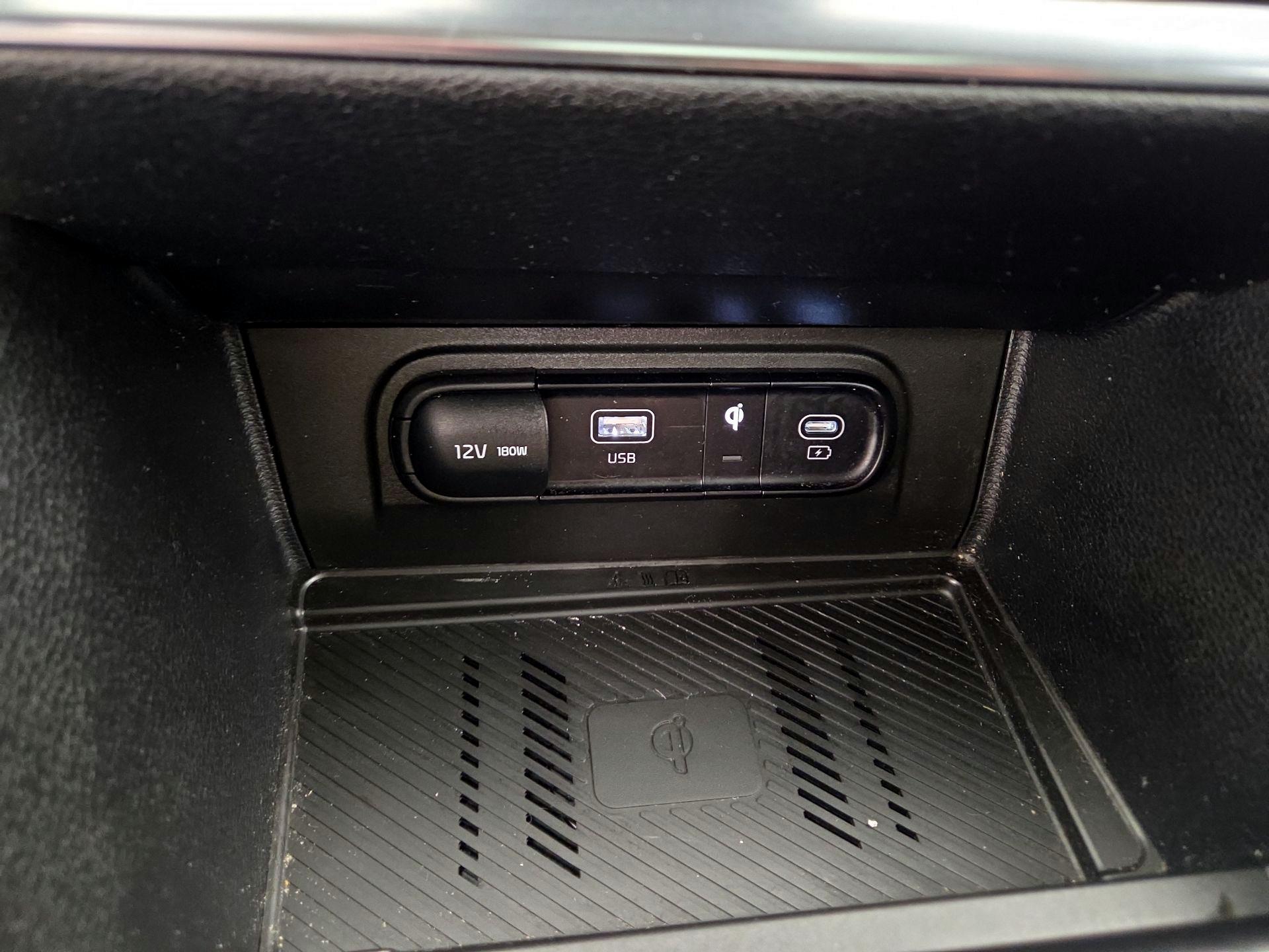 Thumbnail: 2023 Kia Sportage - 18