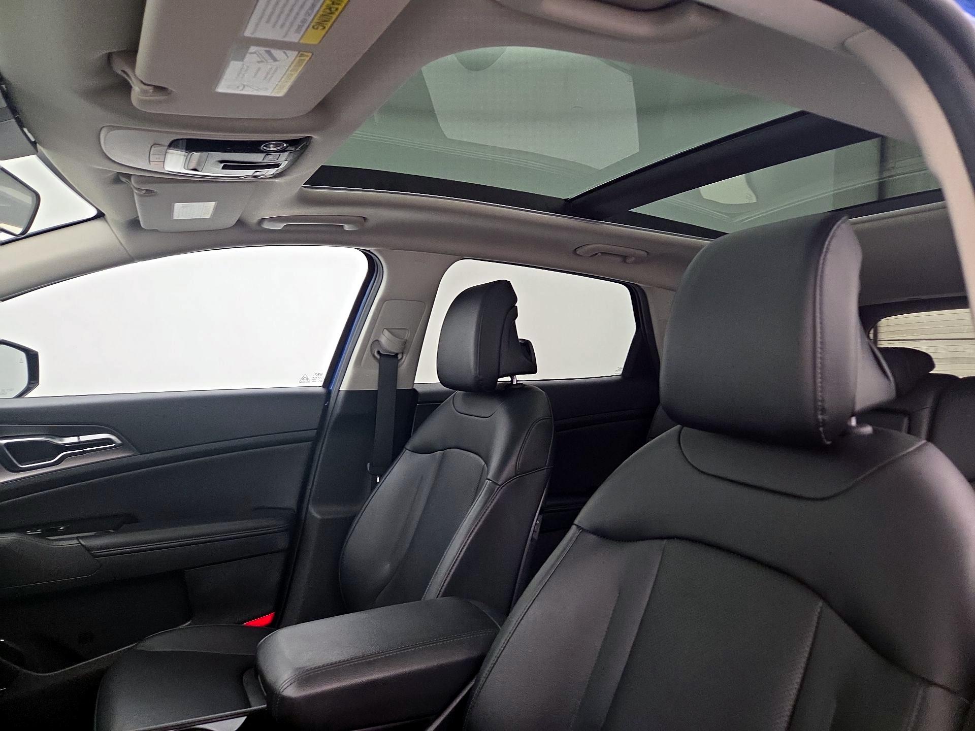 Thumbnail: 2023 Kia Sportage - 19