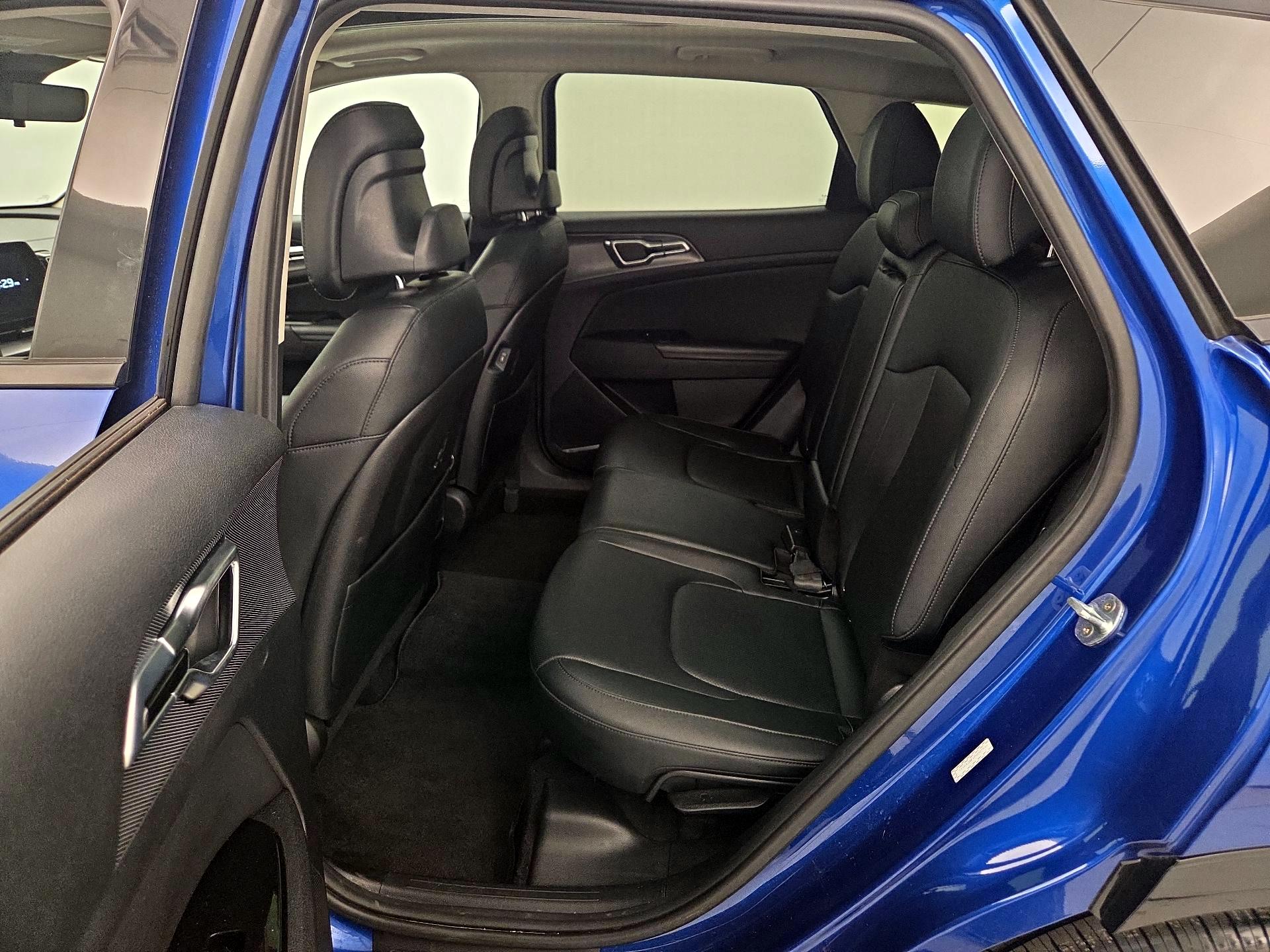 Thumbnail: 2023 Kia Sportage - 20