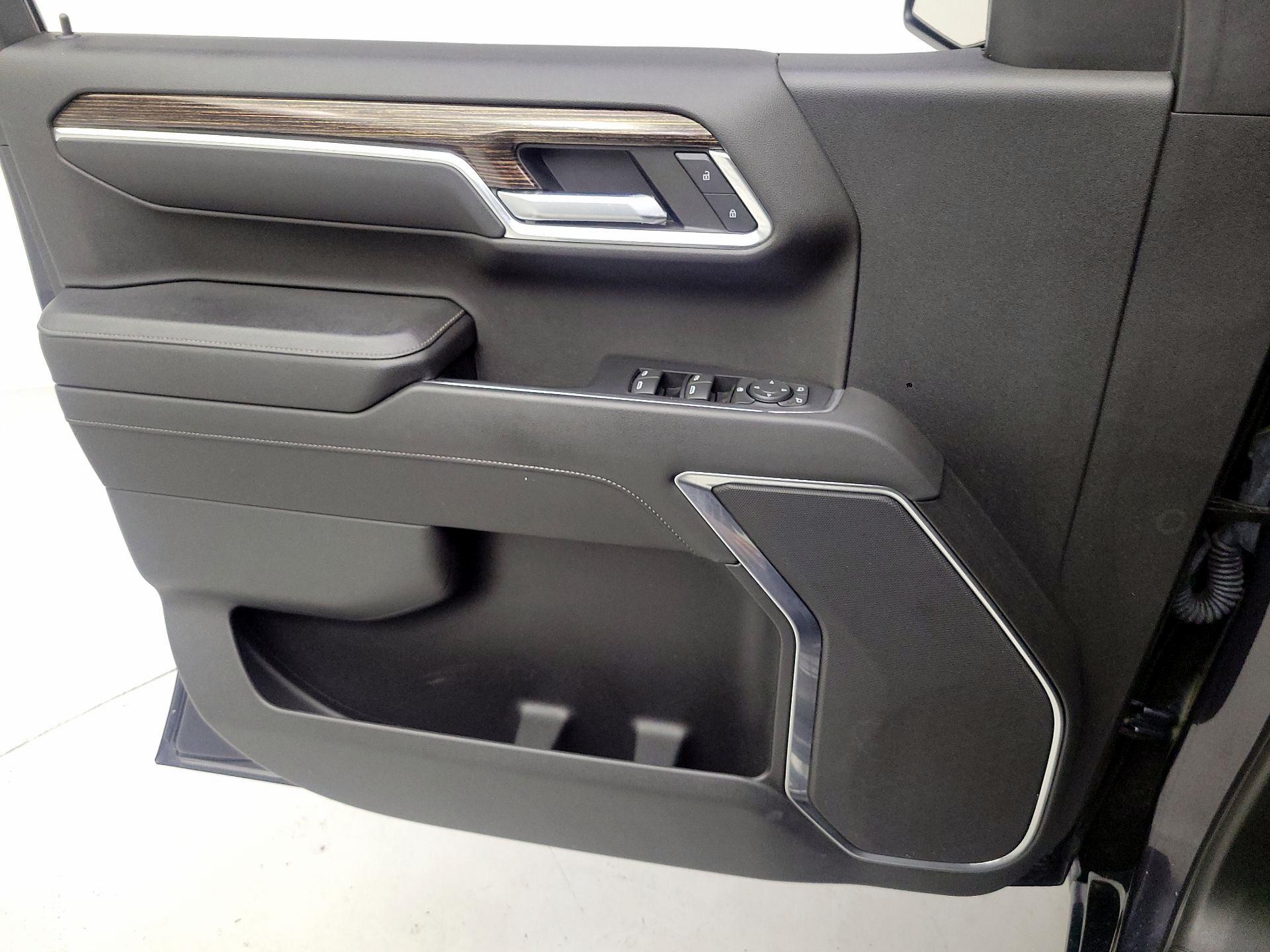 Thumbnail: 2022 GMC Sierra 1500 - 12