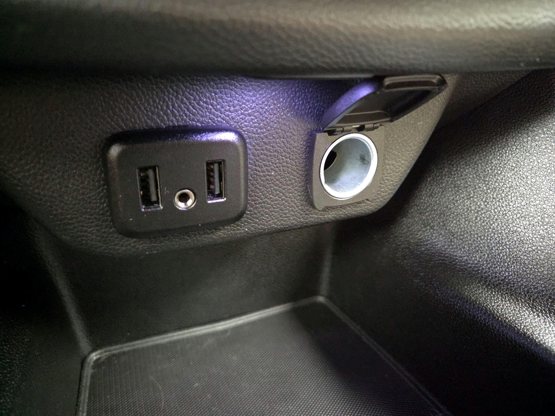 Thumbnail: 2023 Chevrolet Traverse - 16