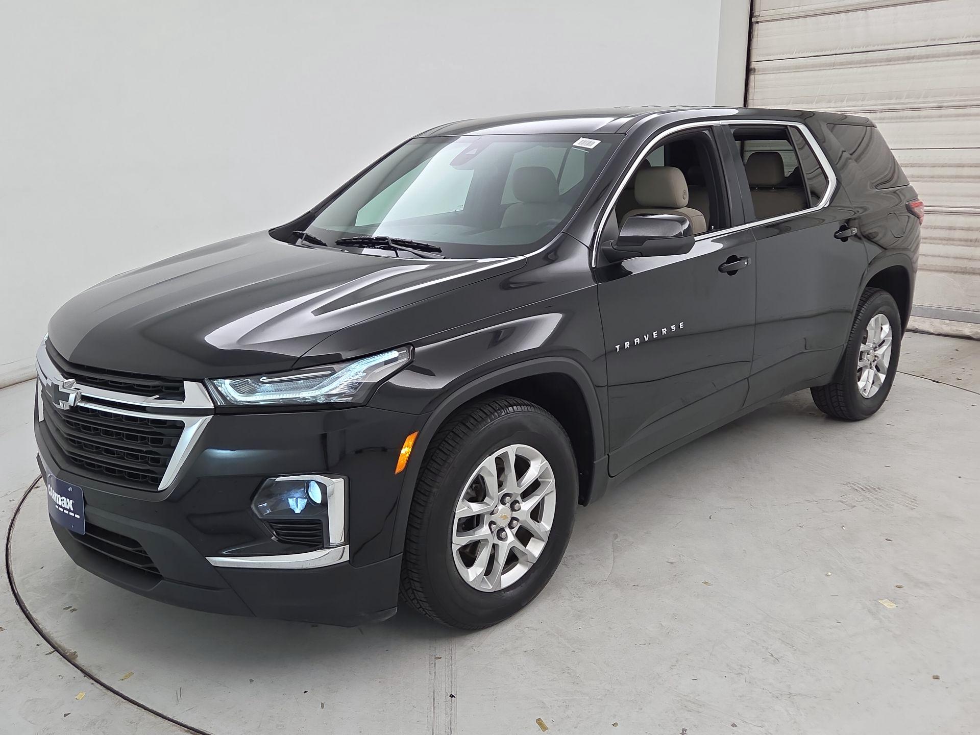 Thumbnail: 2023 Chevrolet Traverse - 3