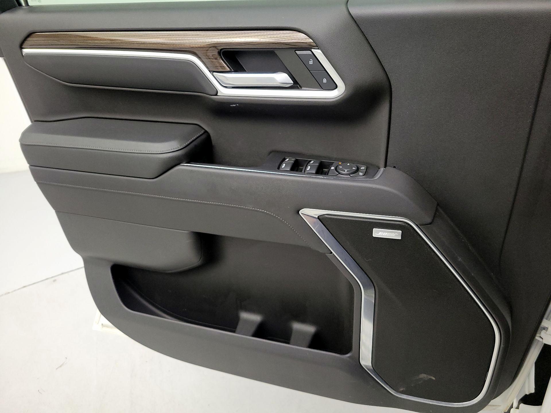 Thumbnail: 2022 Chevrolet Silverado 1500 - 12
