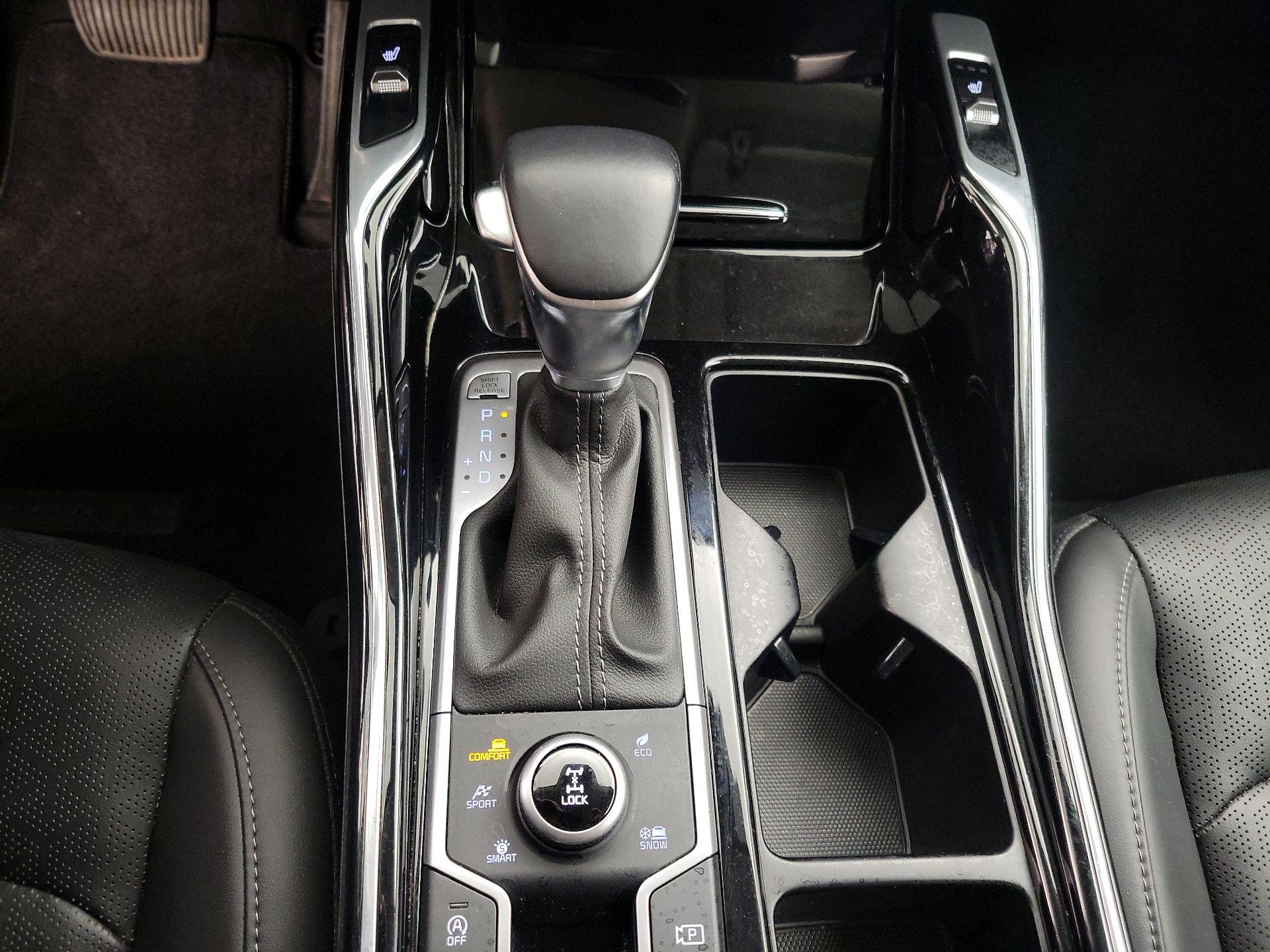 Thumbnail: 2023 Kia Sorento - 18