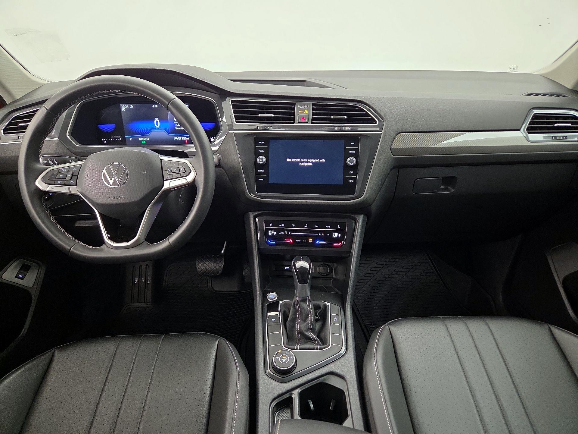 Thumbnail: 2022 Volkswagen Tiguan - 9