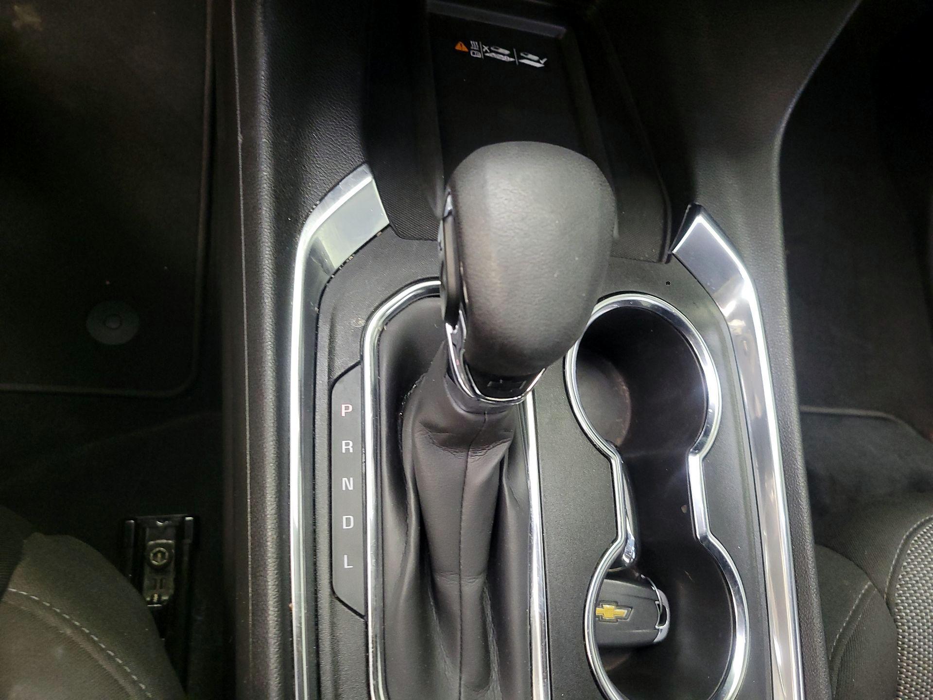 Thumbnail: 2023 Chevrolet Traverse - 15