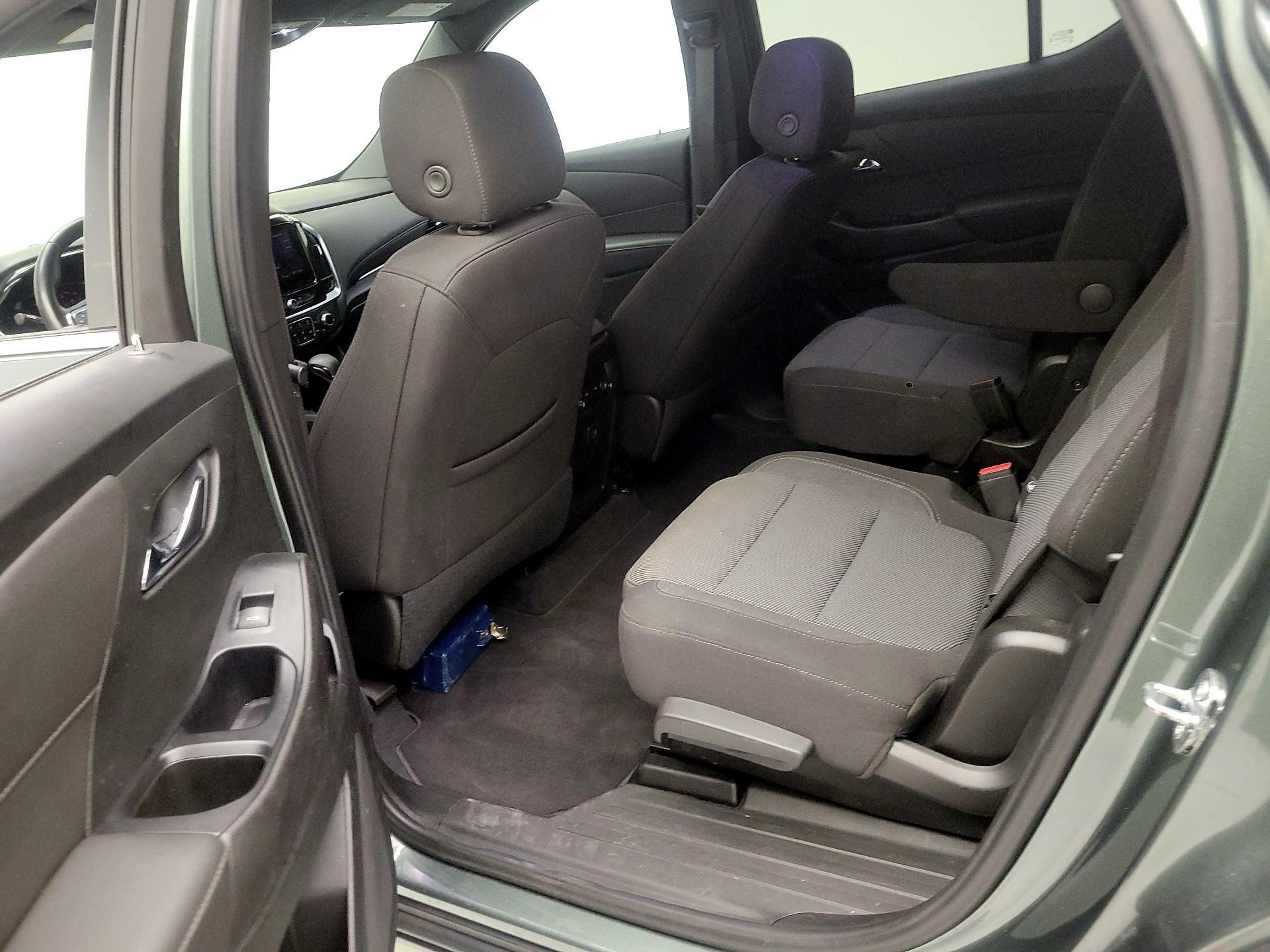 Thumbnail: 2023 Chevrolet Traverse - 17