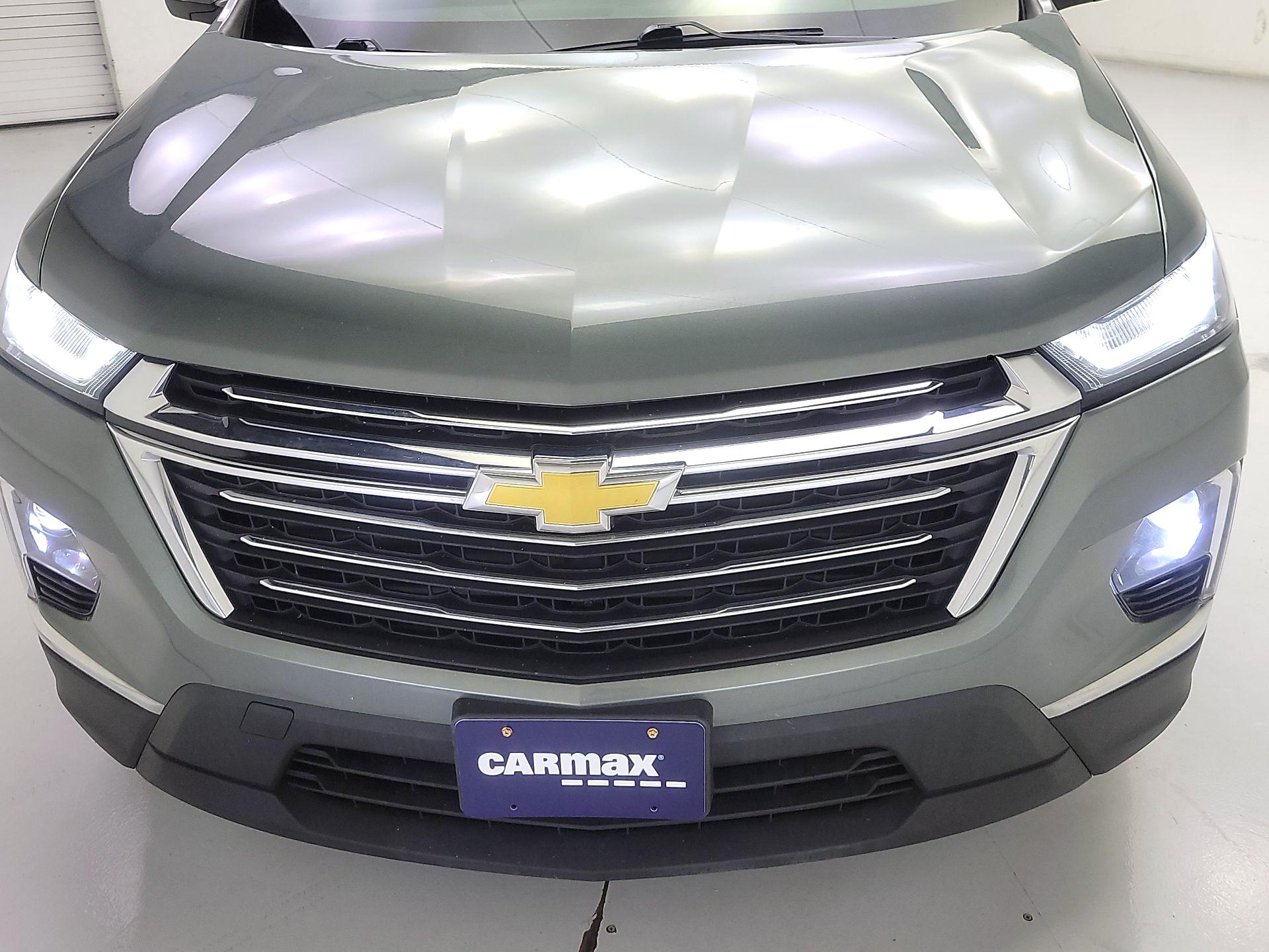Thumbnail: 2023 Chevrolet Traverse - 2