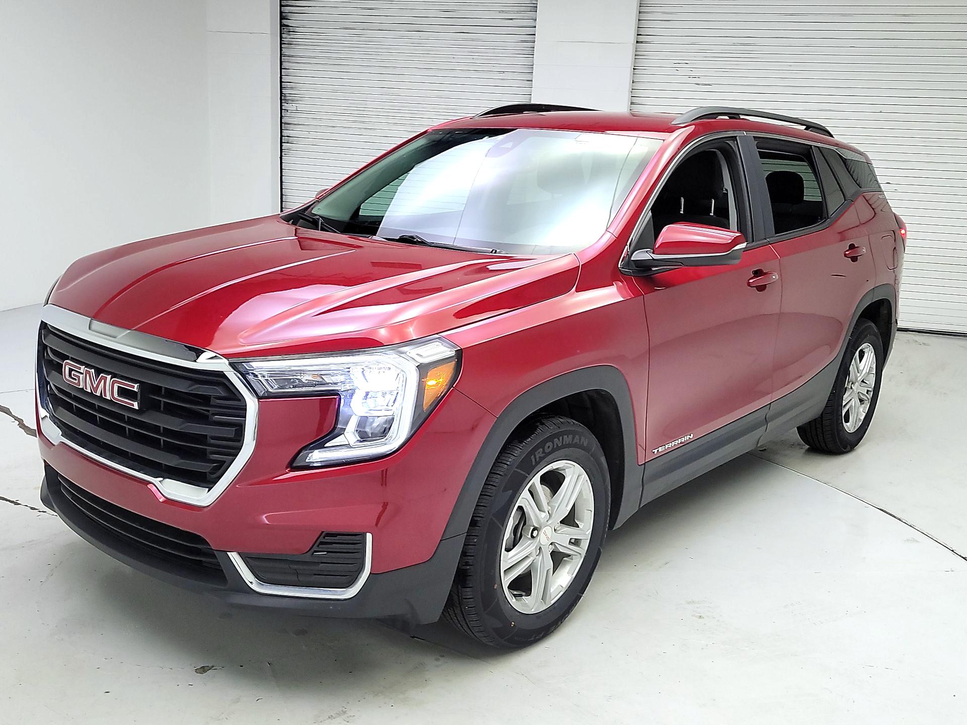 Thumbnail: 2023 GMC Terrain - 3