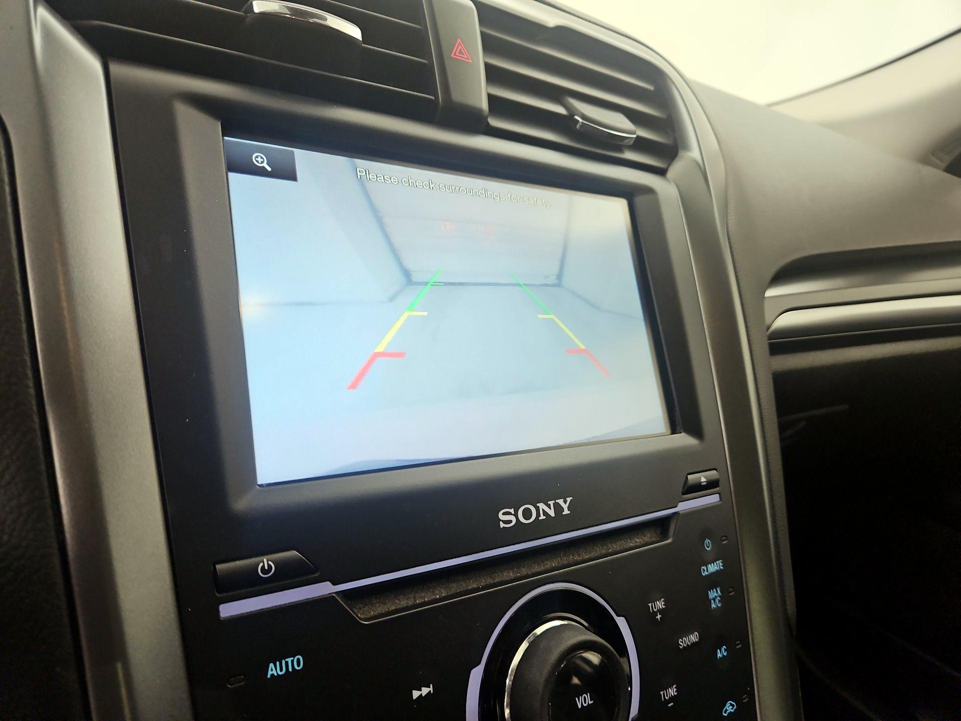 Thumbnail: 2014 Ford Fusion - 14