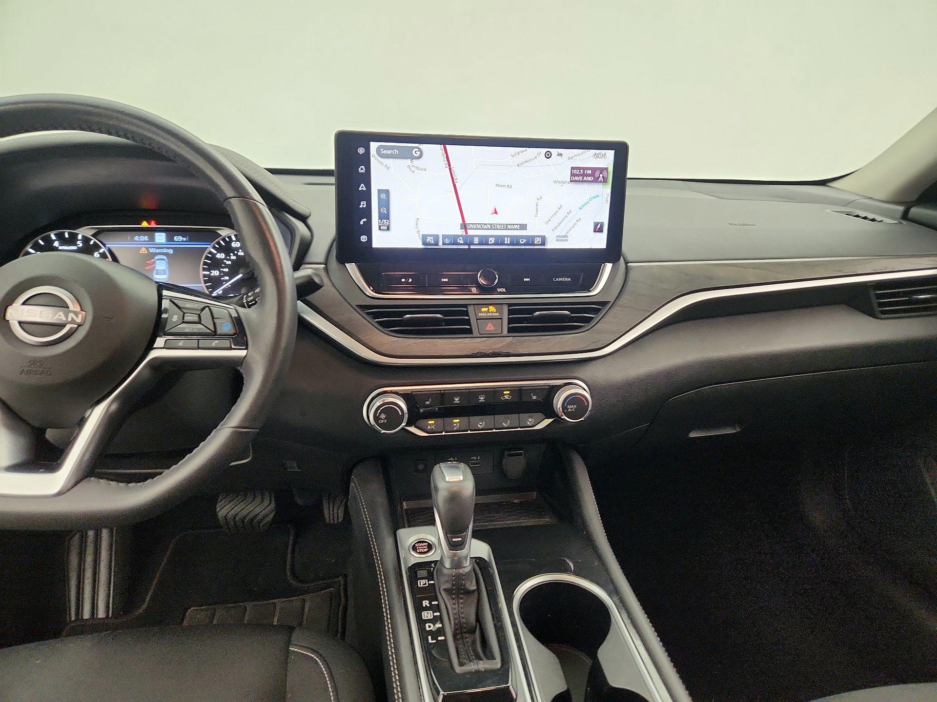 Thumbnail: 2023 Nissan Altima - 9