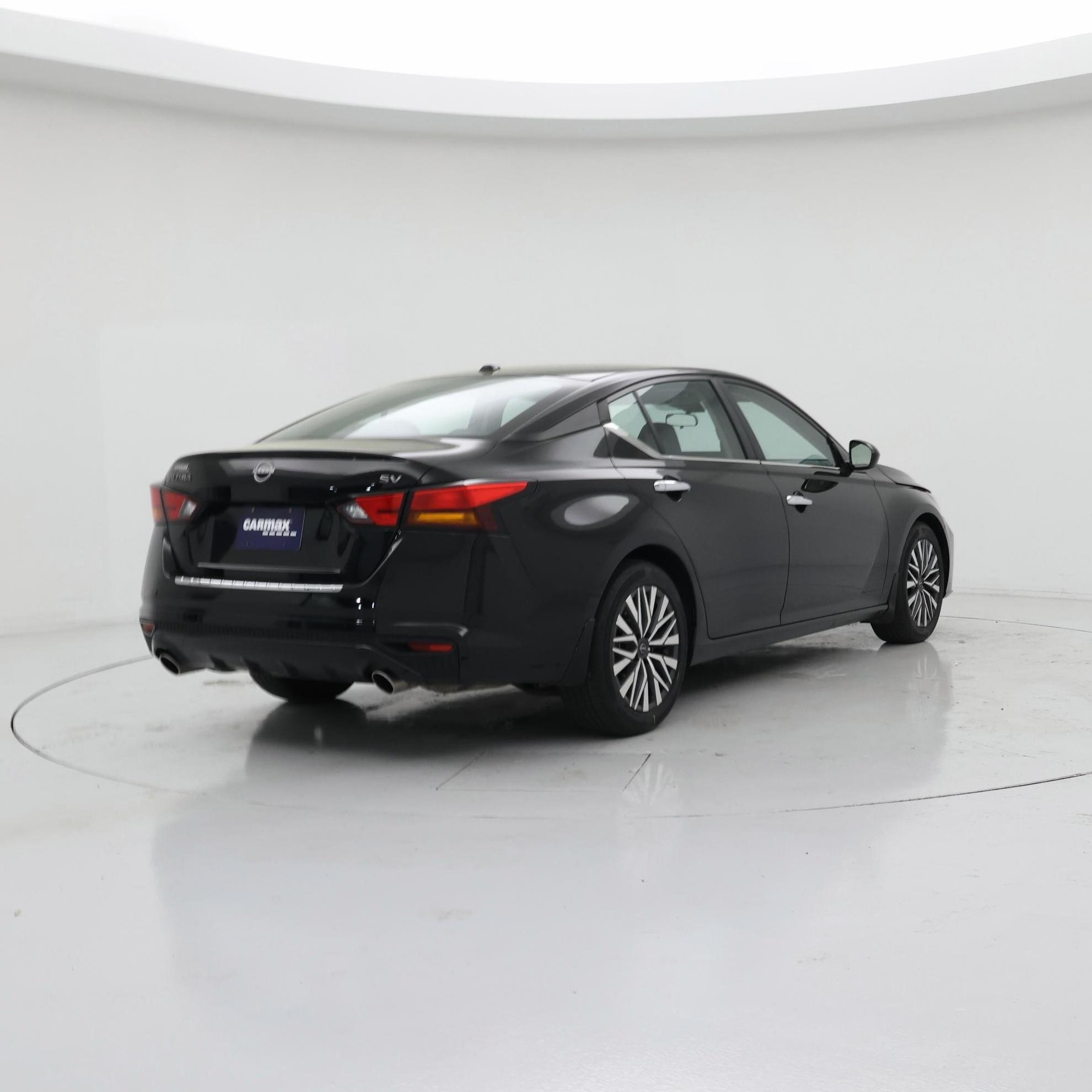 Thumbnail: 2023 Nissan Altima - 8