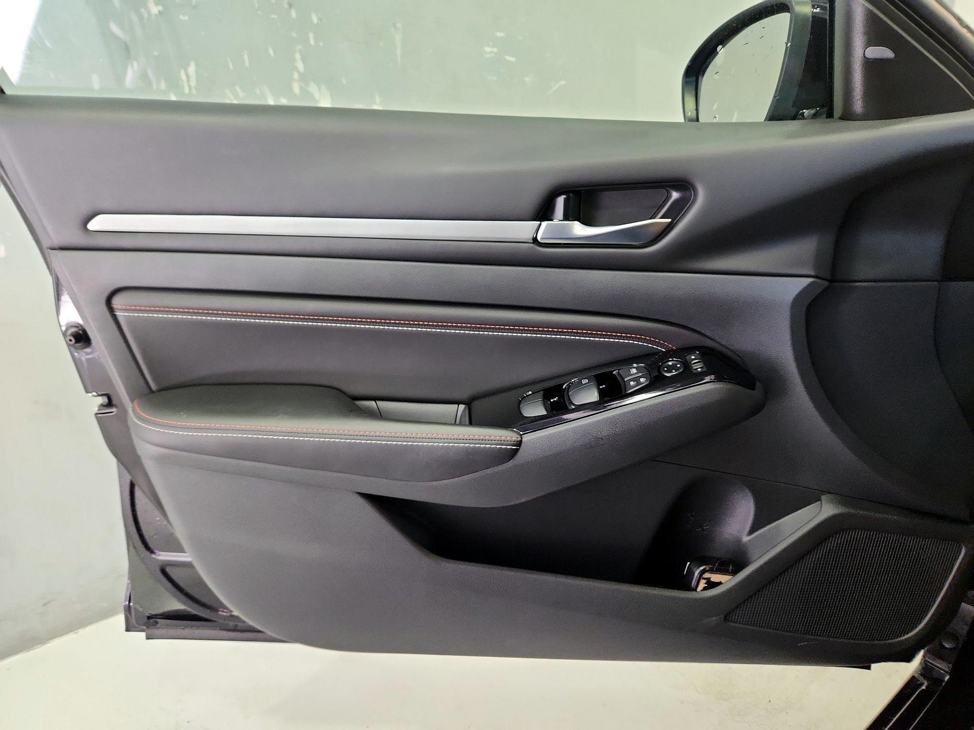 Thumbnail: 2023 Nissan Altima - 12