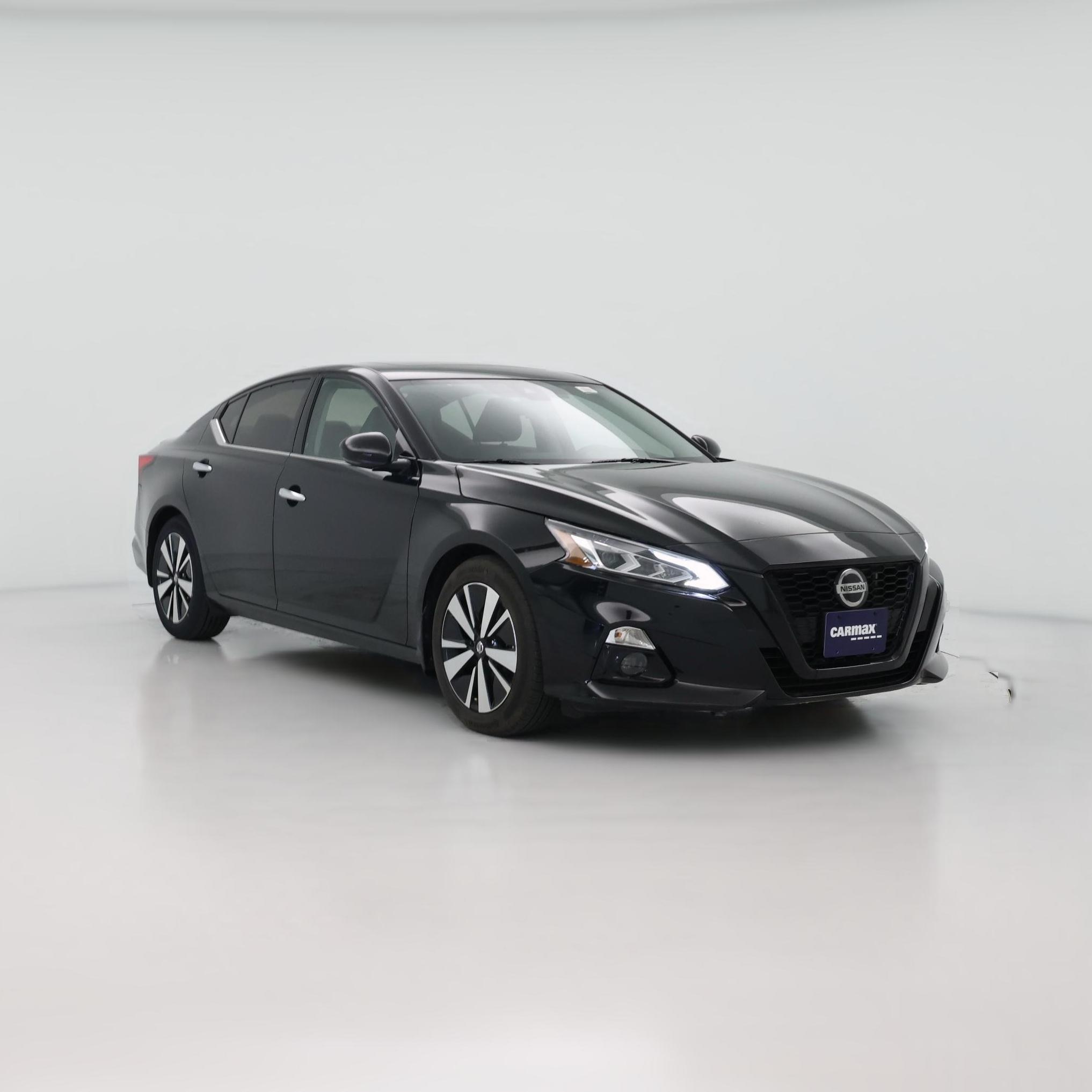 Thumbnail: 2022 Nissan Altima - 1