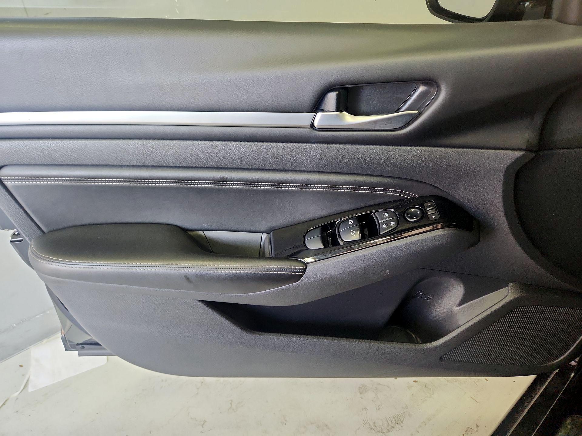 Thumbnail: 2022 Nissan Altima - 12