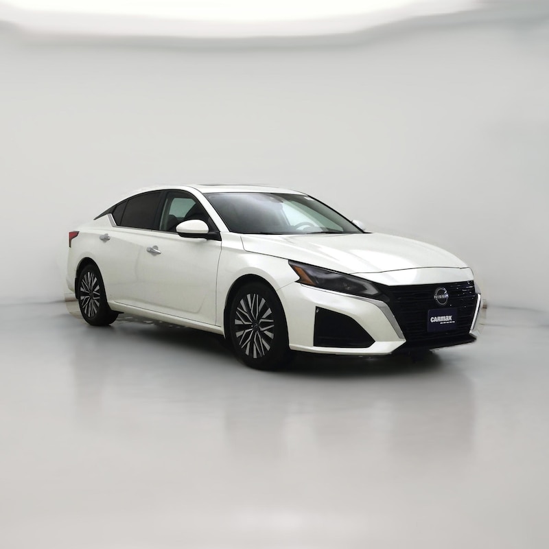 2023 Nissan Altima SV