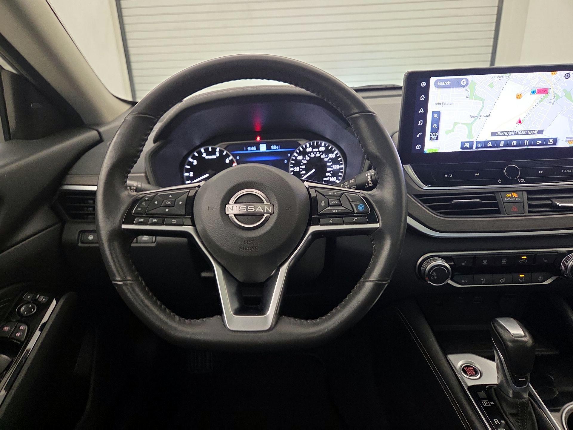 Thumbnail: 2023 Nissan Altima - 10