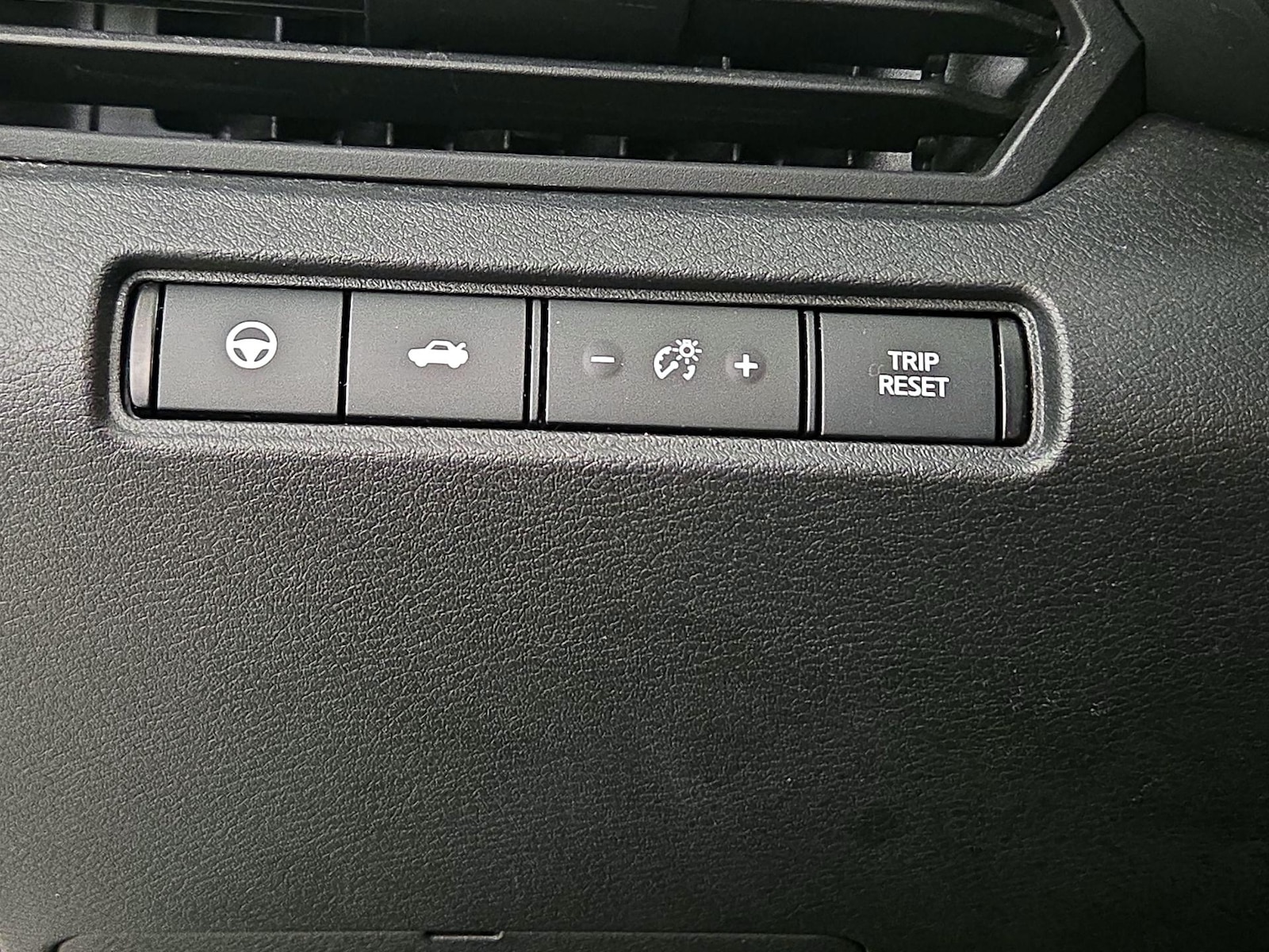 2023 Nissan Altima SV - Photo 14