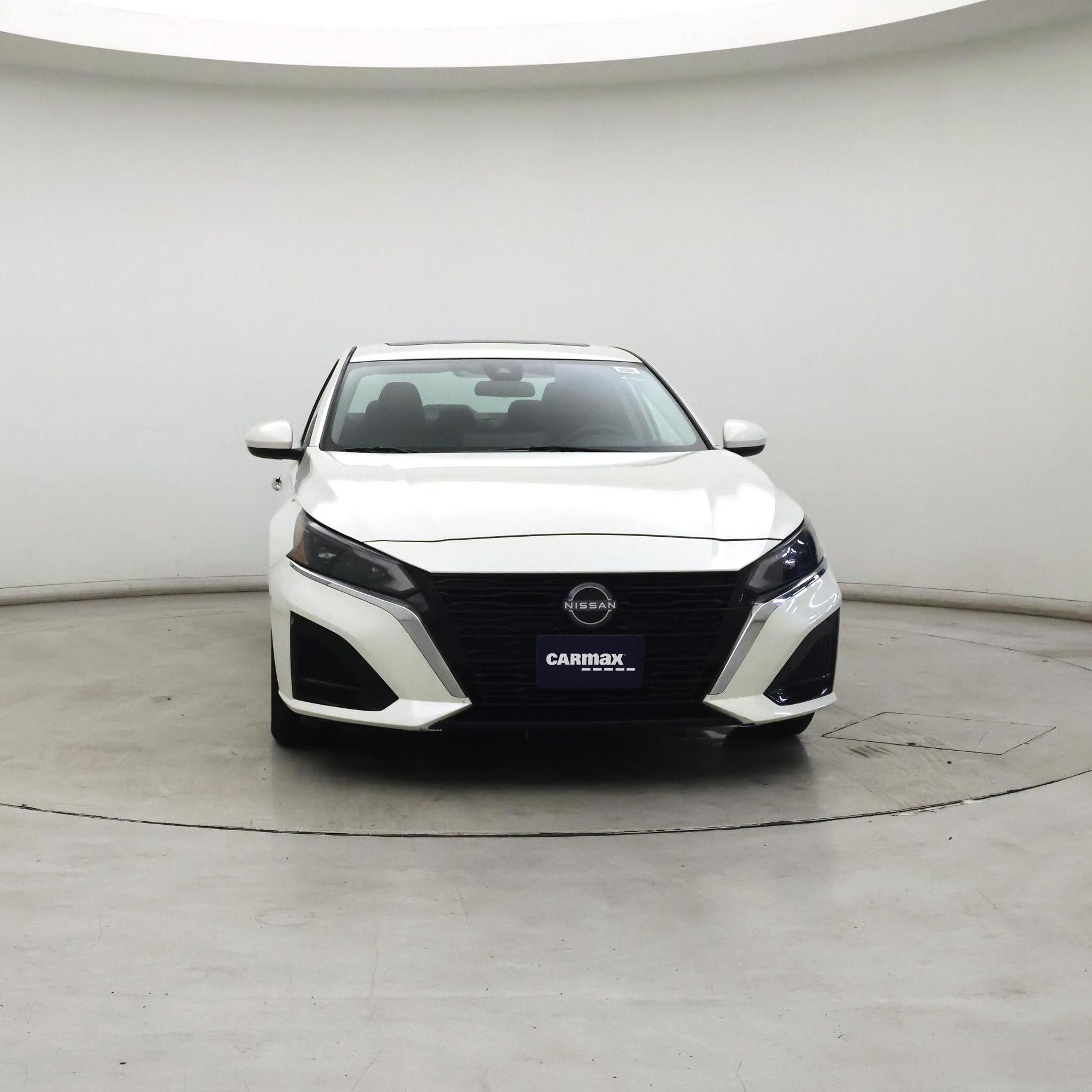 Thumbnail: 2023 Nissan Altima - 5